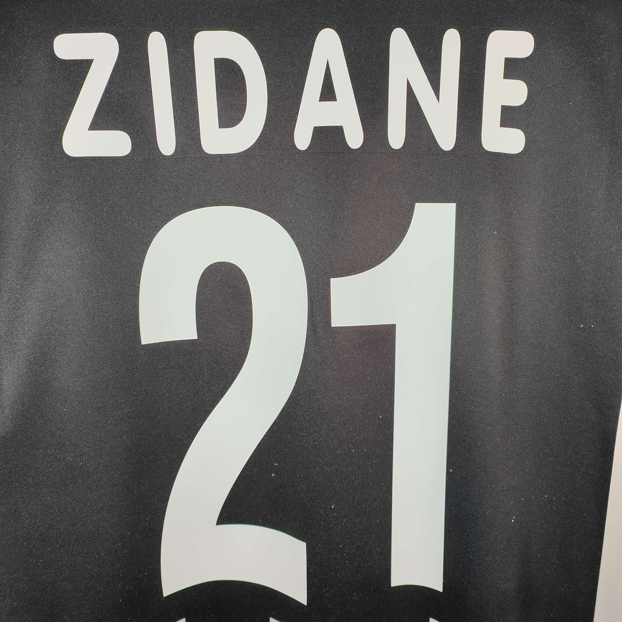 2000 - 01 Juventus Home Shirt Zidane 21 - 6.5/10 - (L) - Eternal Pitch