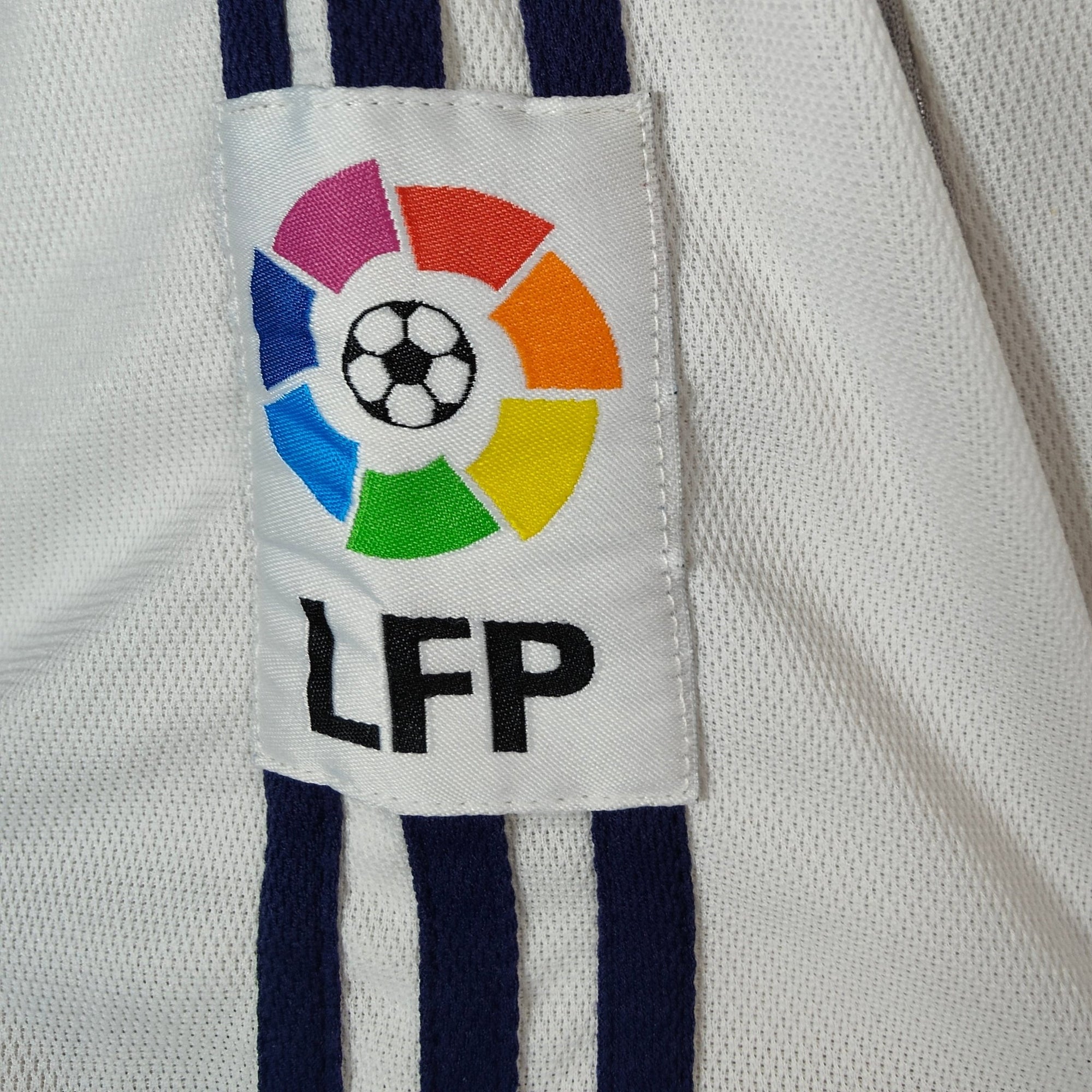 2000 - 01 Real Madrid Home Shirt Roberto Carlos 3 - 8.5/10 - (M) - Eternal Pitch