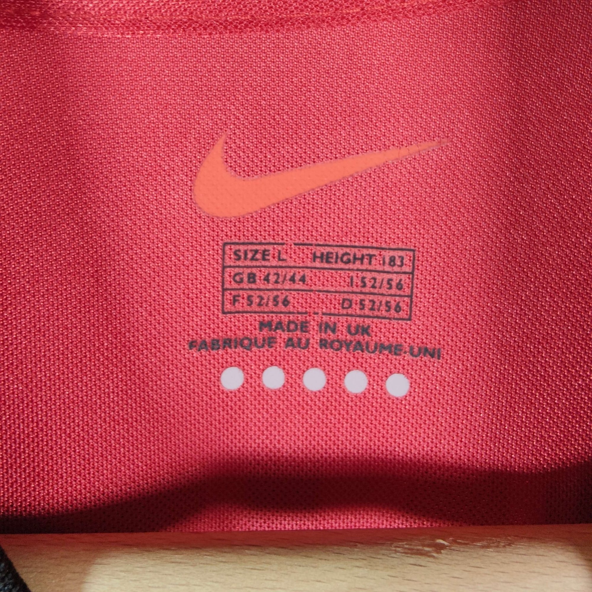 2000 - 02 Belgium Home Shirt Mpenza Emile 9 - 9/10 - (M) - Eternal Pitch