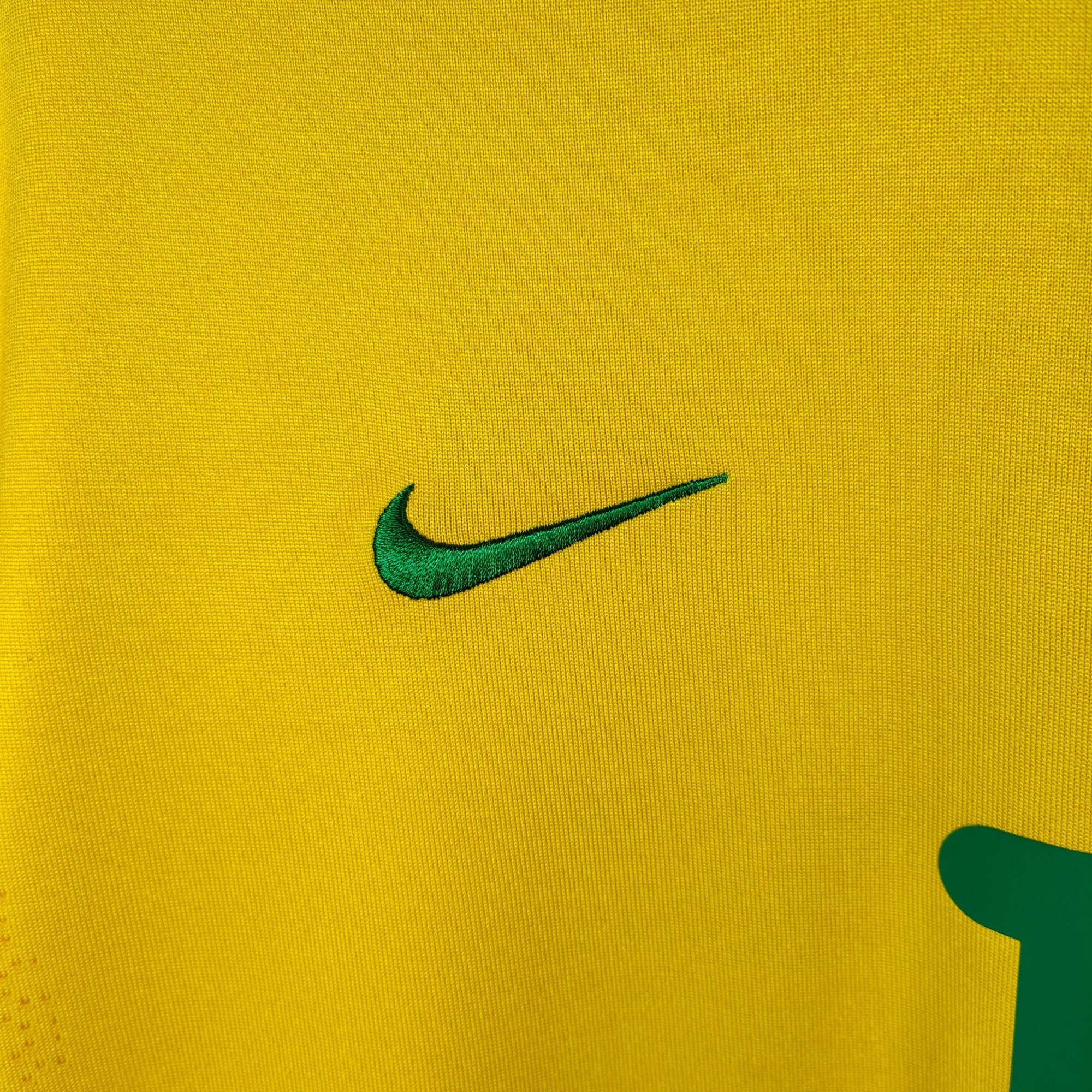 2000 - 02 Brazil Home Shirt Romario 11 - 9/10 - (L) - Eternal Pitch
