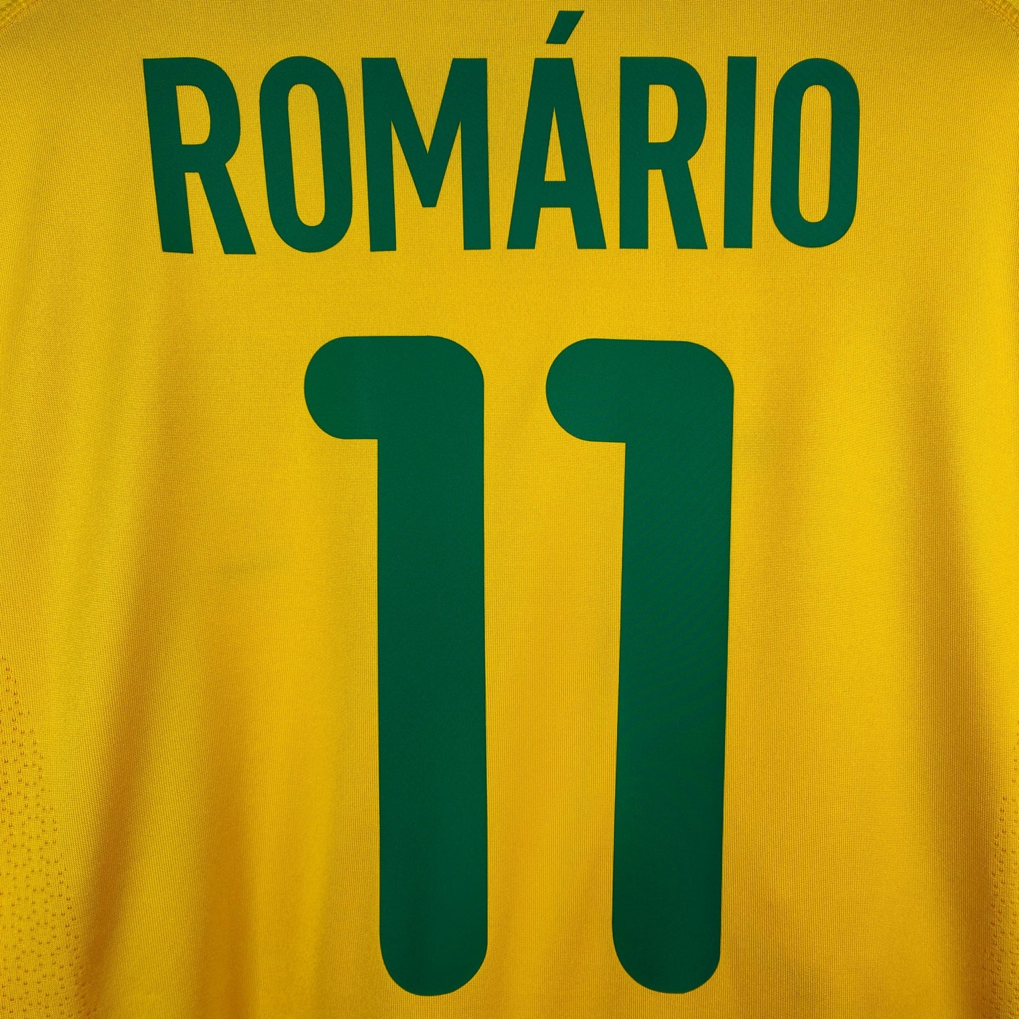 2000 - 02 Brazil Home Shirt Romario 11 - 9.5/10 - (L) - Eternal Pitch