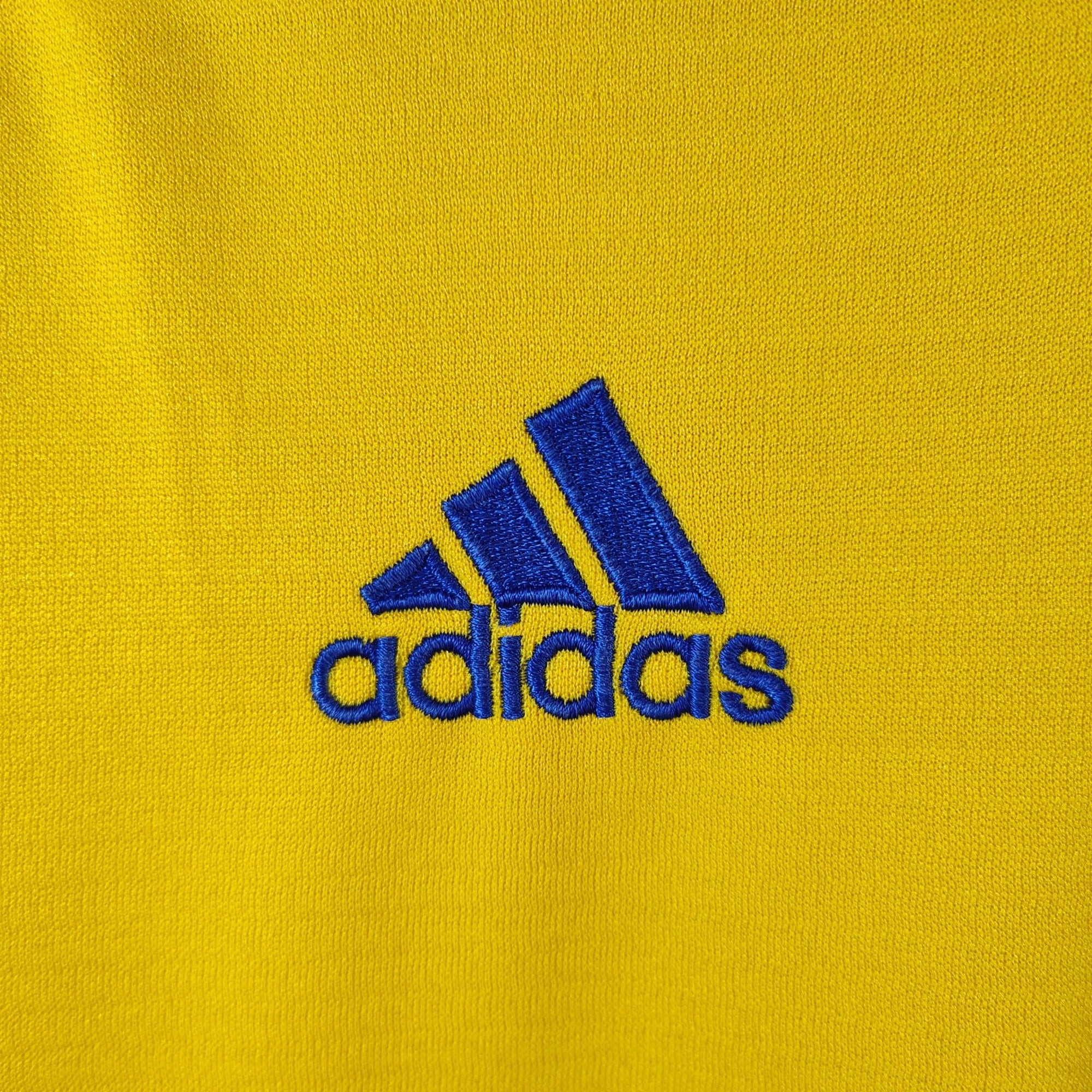 2000 - 02 Sweden Home Shirt Ibrahimovic 11 - 9/10 - (M) - Eternal Pitch