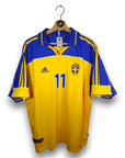 2000 - 02 Sweden Home Shirt Ibrahimovic 11 - 9.5/10 - (XL) - Eternal Pitch