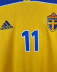 2000 - 02 Sweden Home Shirt Ibrahimovic 11 - 9.5/10 - (XL) - Eternal Pitch