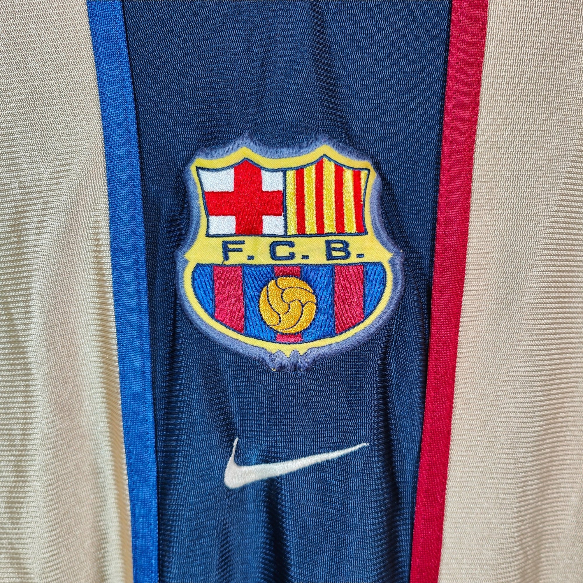2001 - 02 FC Barcelona Away Shirt Rivaldo 10 - 6/10 - (XL) - Eternal Pitch
