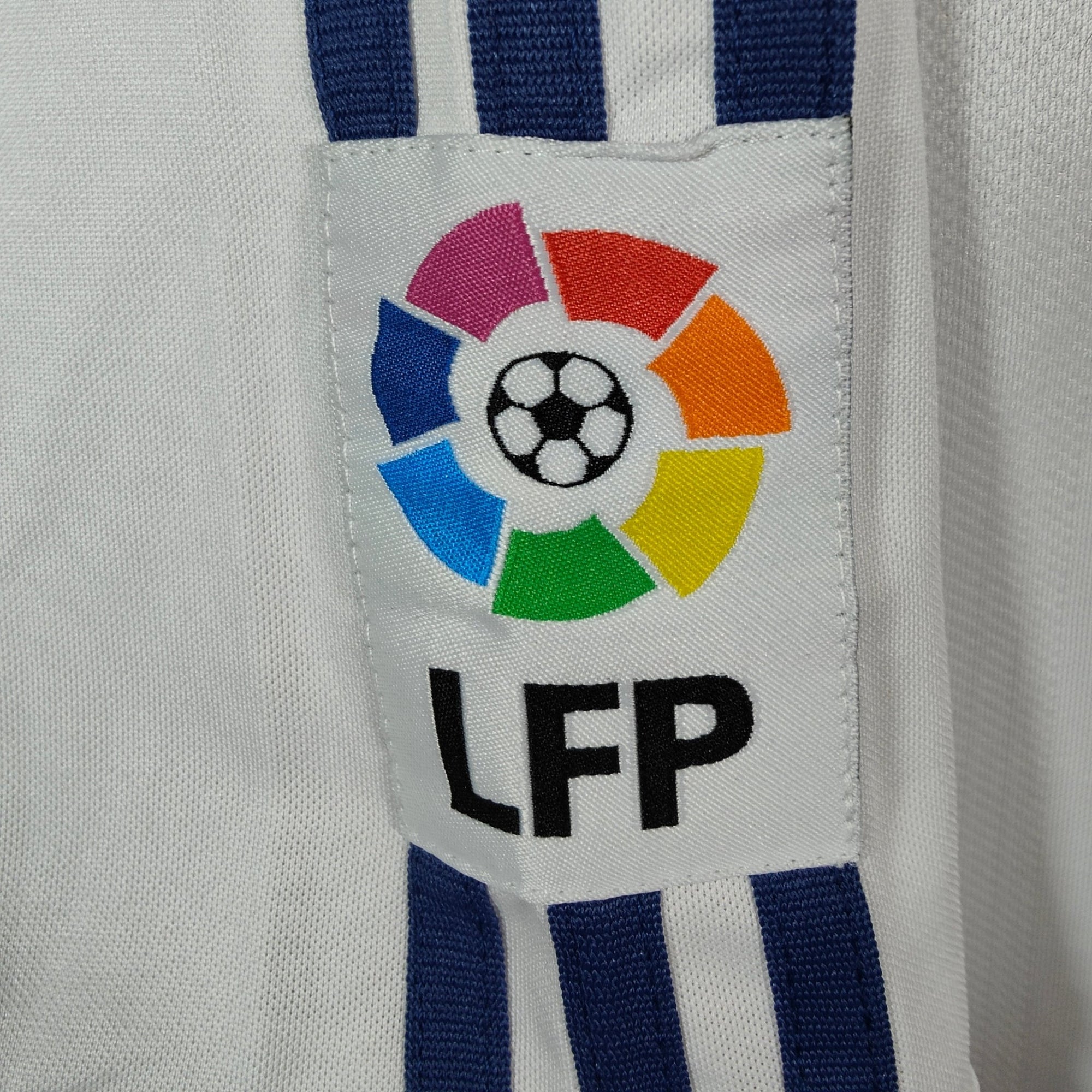 2001 - 02 Real Madrid Home Shirt Zidane 5 - 9/10 - (XL) - Eternal Pitch