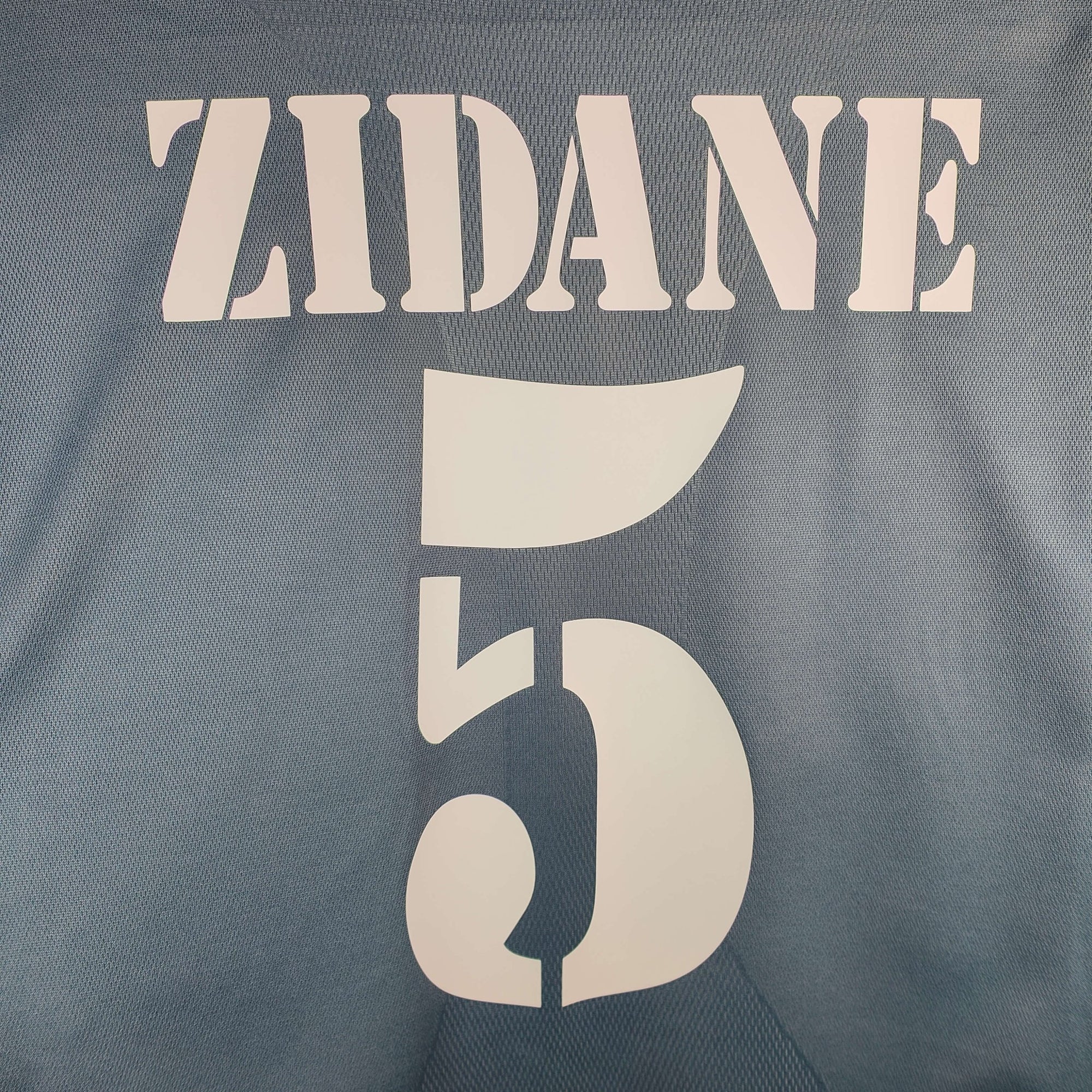 2001 - 02 Real Madrid Third Shirt Zidane 5 - 8.5/10 - (M) - Eternal Pitch