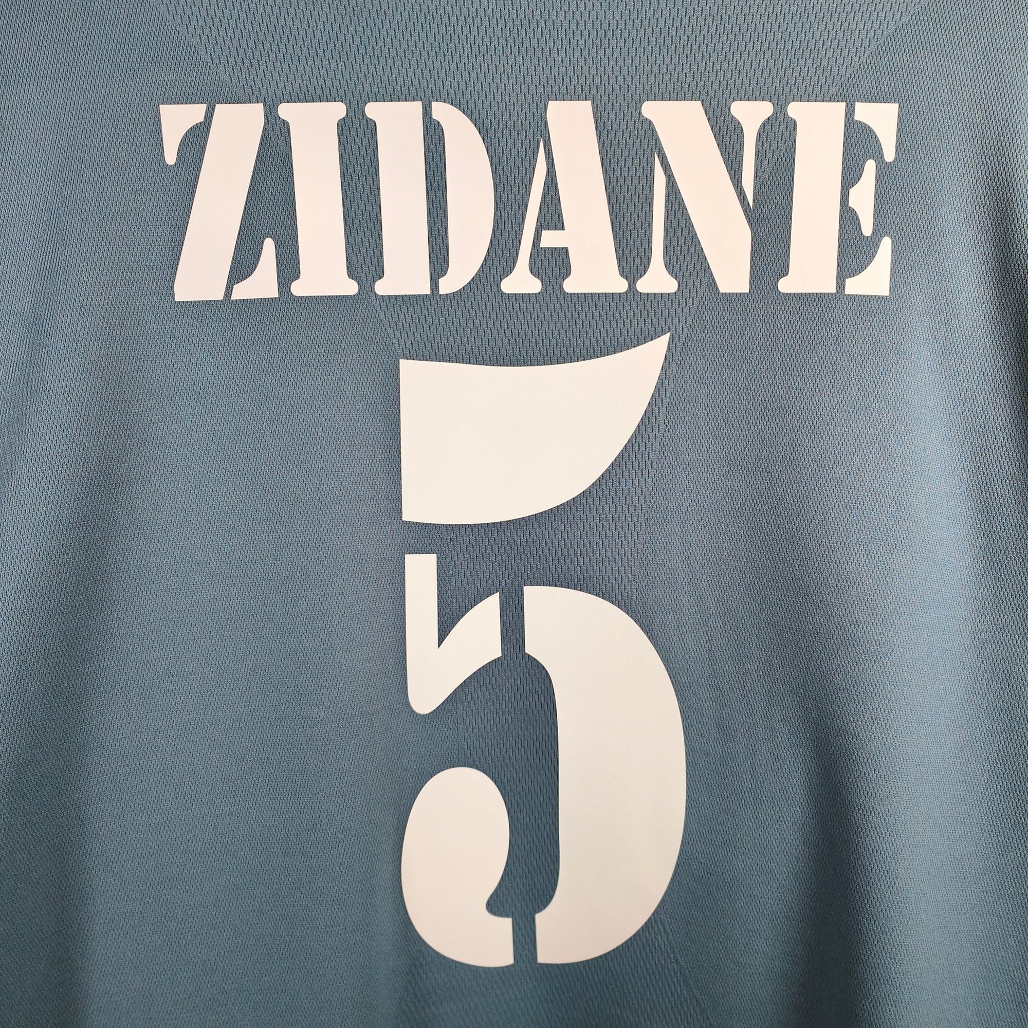 2001 - 02 Real Madrid Third Shirt Zidane 5 - 9/10 - (L) - Eternal Pitch