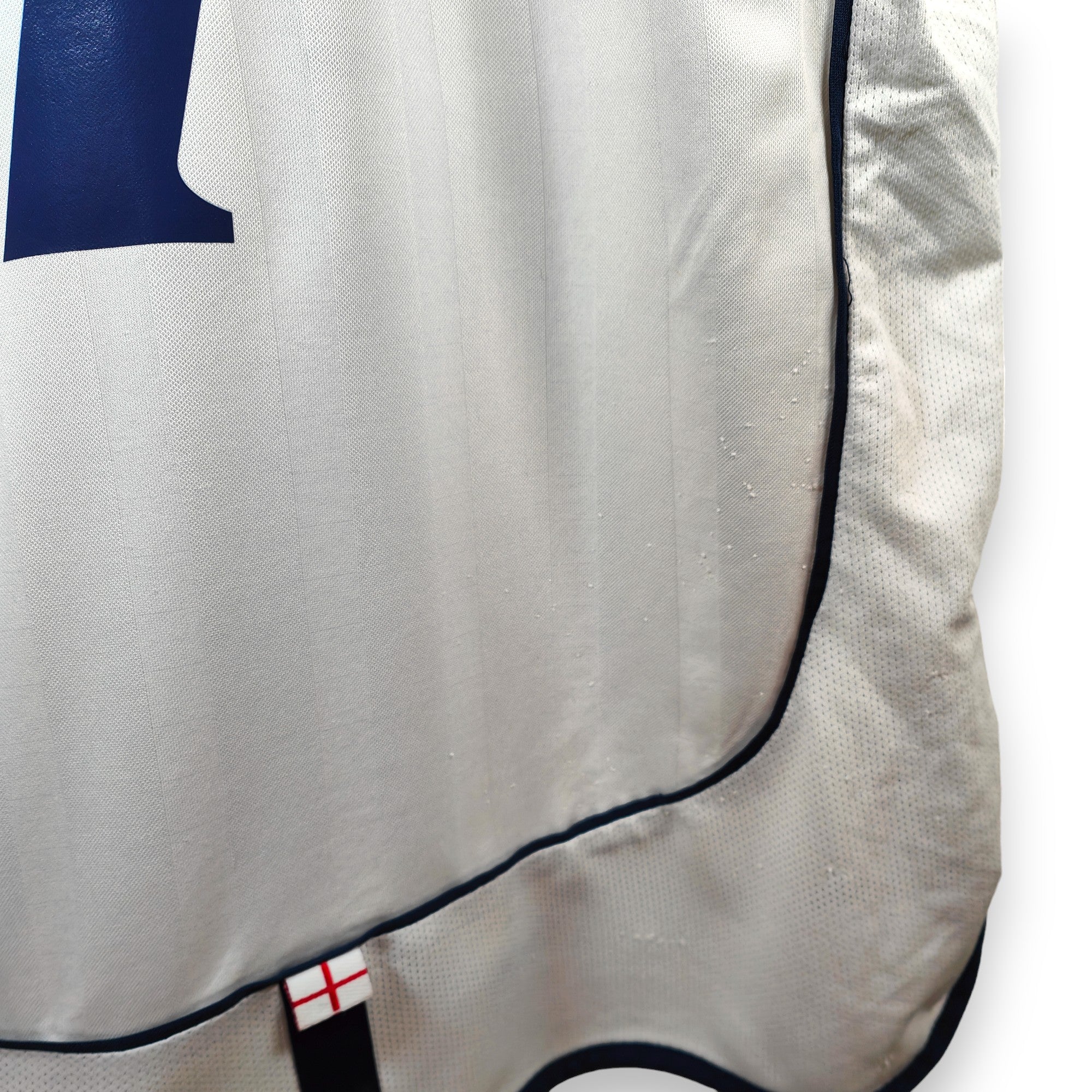 2001 - 03 England Home Shirt Beckham 7 (M) - Eternal Pitch
