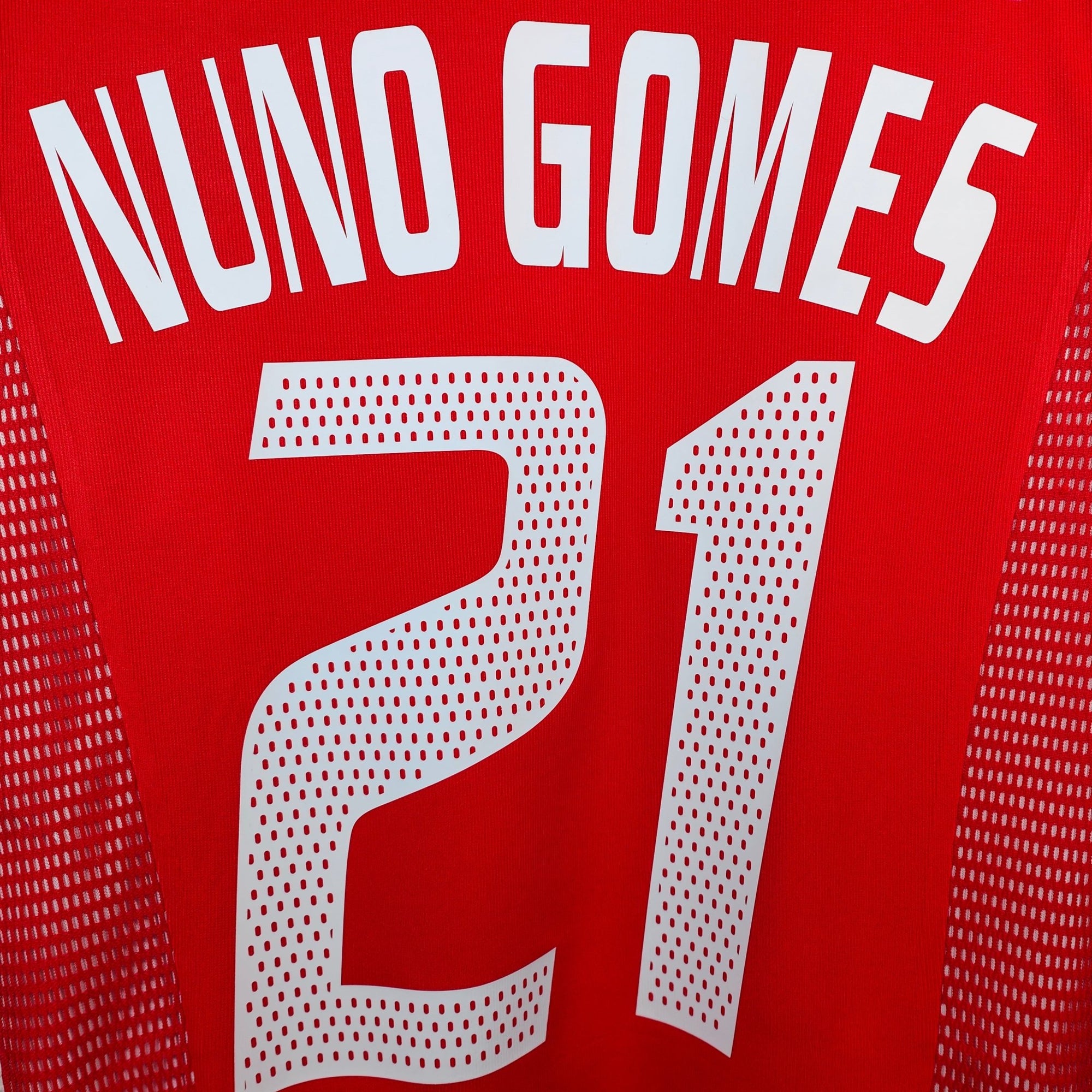 2002 - 03 Benfica Home Shirt Nuno Gomes 21 - 9/10 - (S) - Eternal Pitch