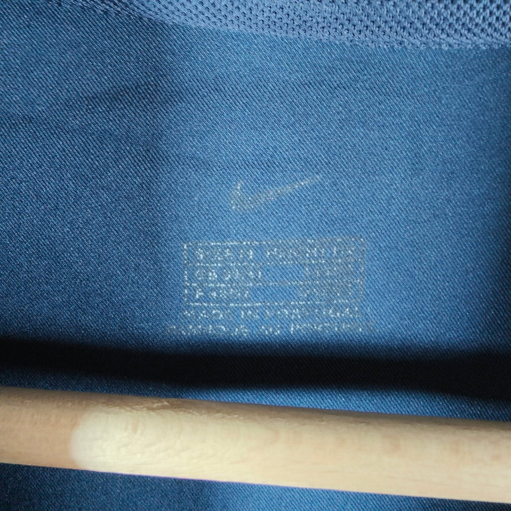 2002 - 03 FC Barcelona Away Shirt Iniesta 34 - 9/10 - (M) - Eternal Pitch