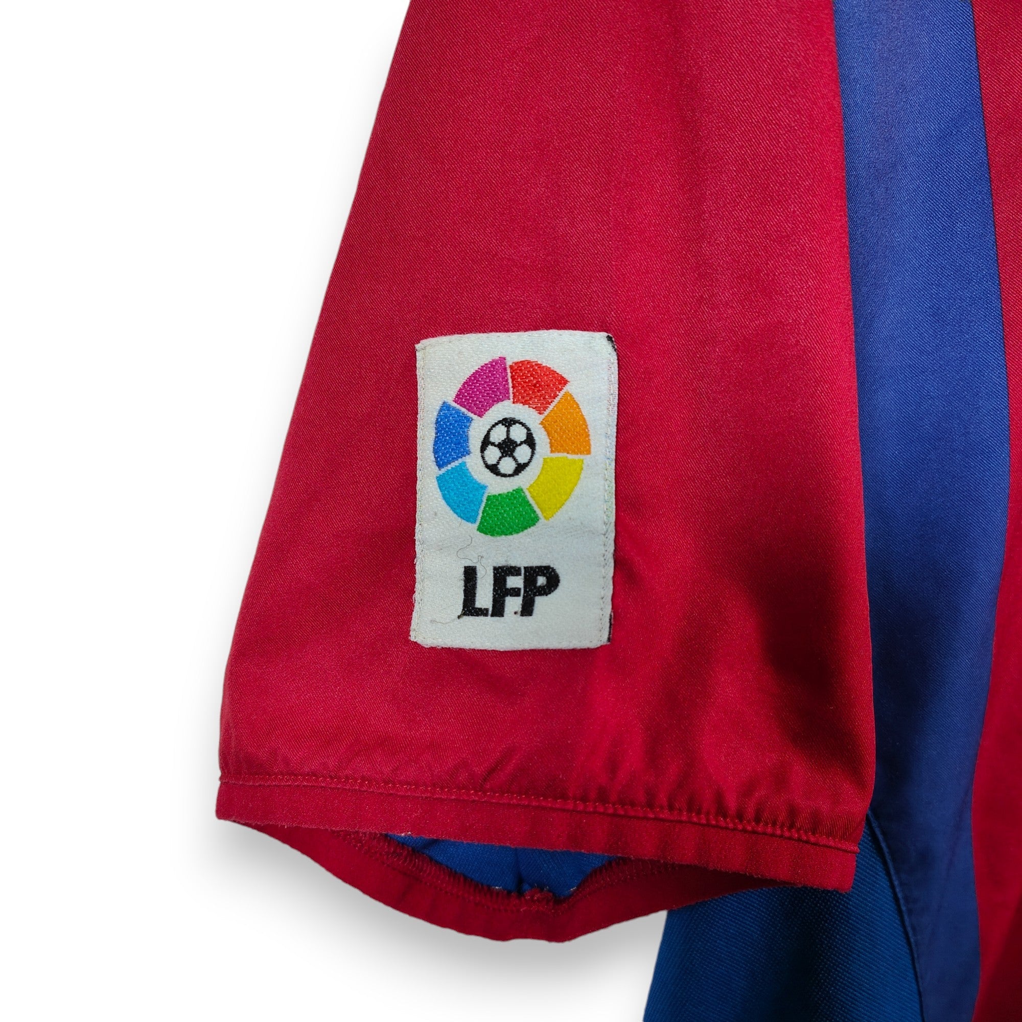 2002 - 03 FC Barcelona Home Shirt Iniesta 34 (L) - Eternal Pitch