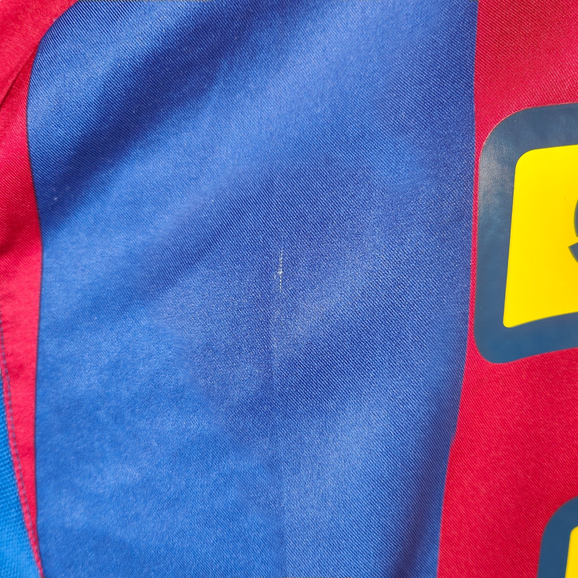 2002 - 03 FC Barcelona Home Shirt Iniesta 34 (L) - Eternal Pitch