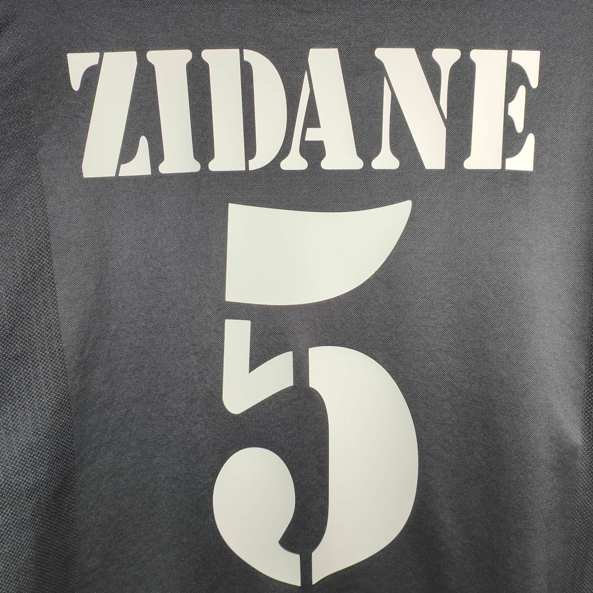 2002 - 03 Real Madrid Away Shirt Zidane 5 - 8.5/10 - (L) - Eternal Pitch