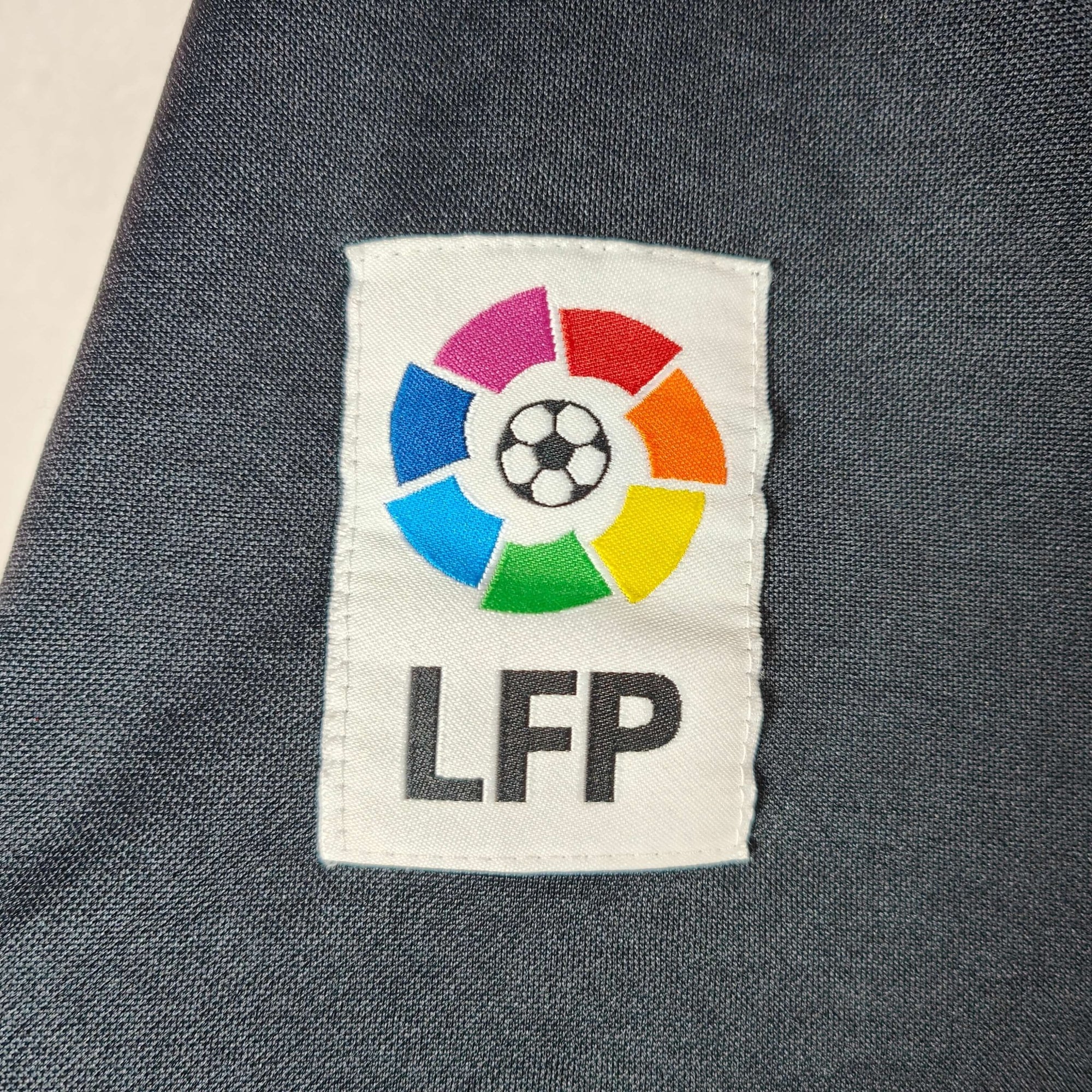 2002 - 03 Real Madrid Away Shirt Zidane 5 - 8.5/10 - (L) - Eternal Pitch