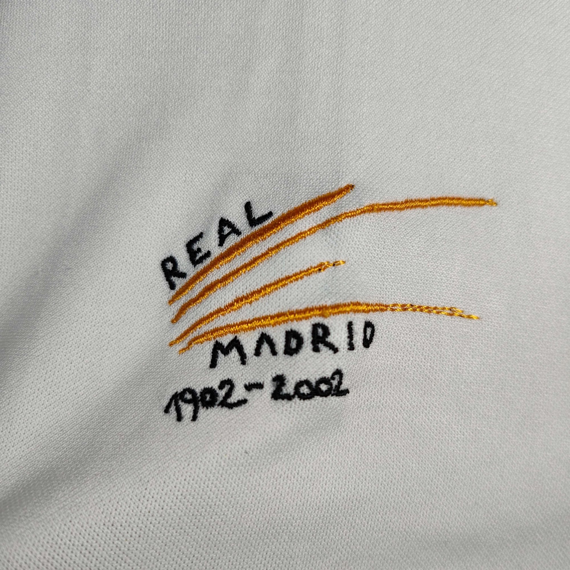 2002 - 03 Real Madrid Home Shirt Ronaldo 11 - 8/10 - (XL) - Eternal Pitch
