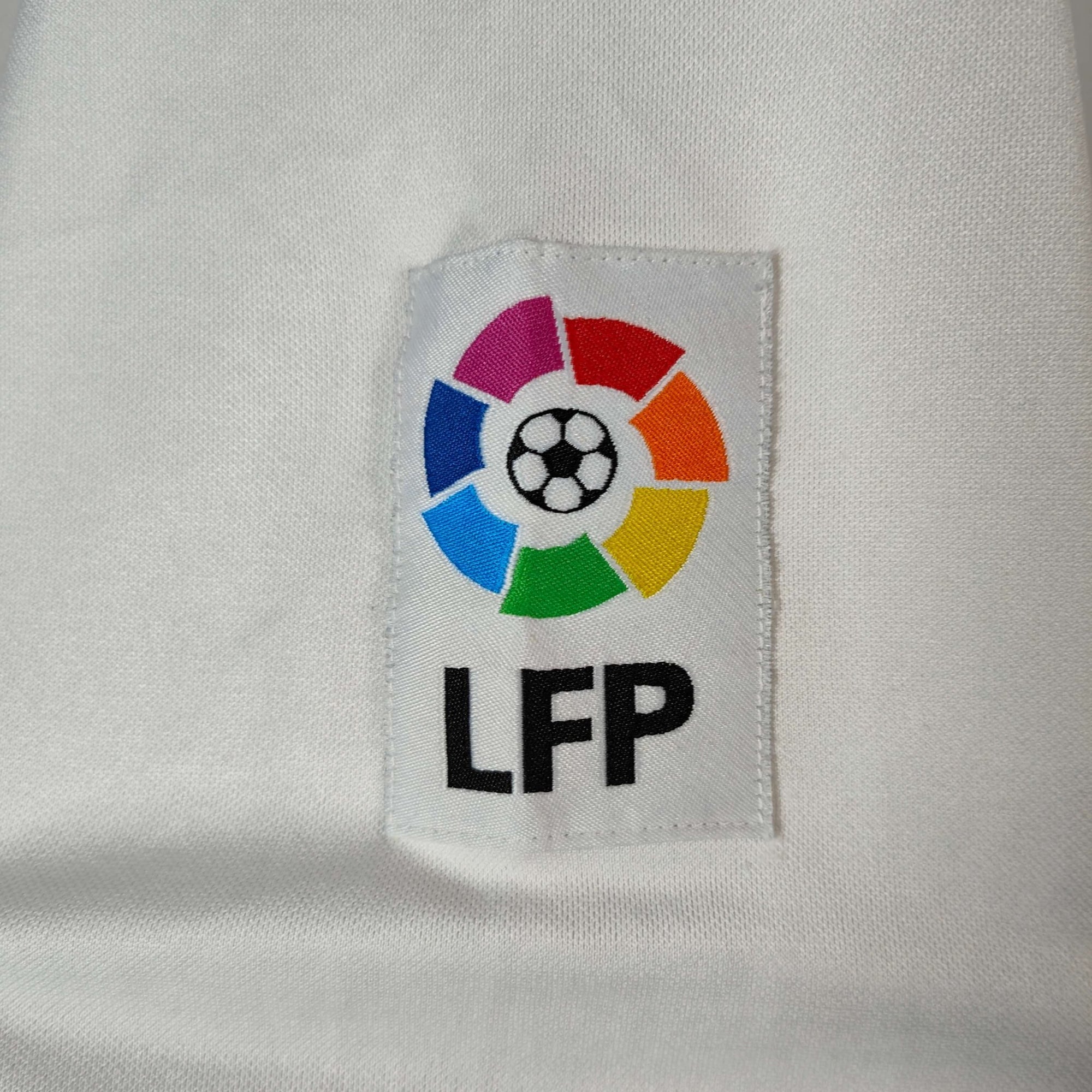 2002 - 03 Real Madrid Home Shirt Ronaldo 11 - 8/10 - (XL) - Eternal Pitch