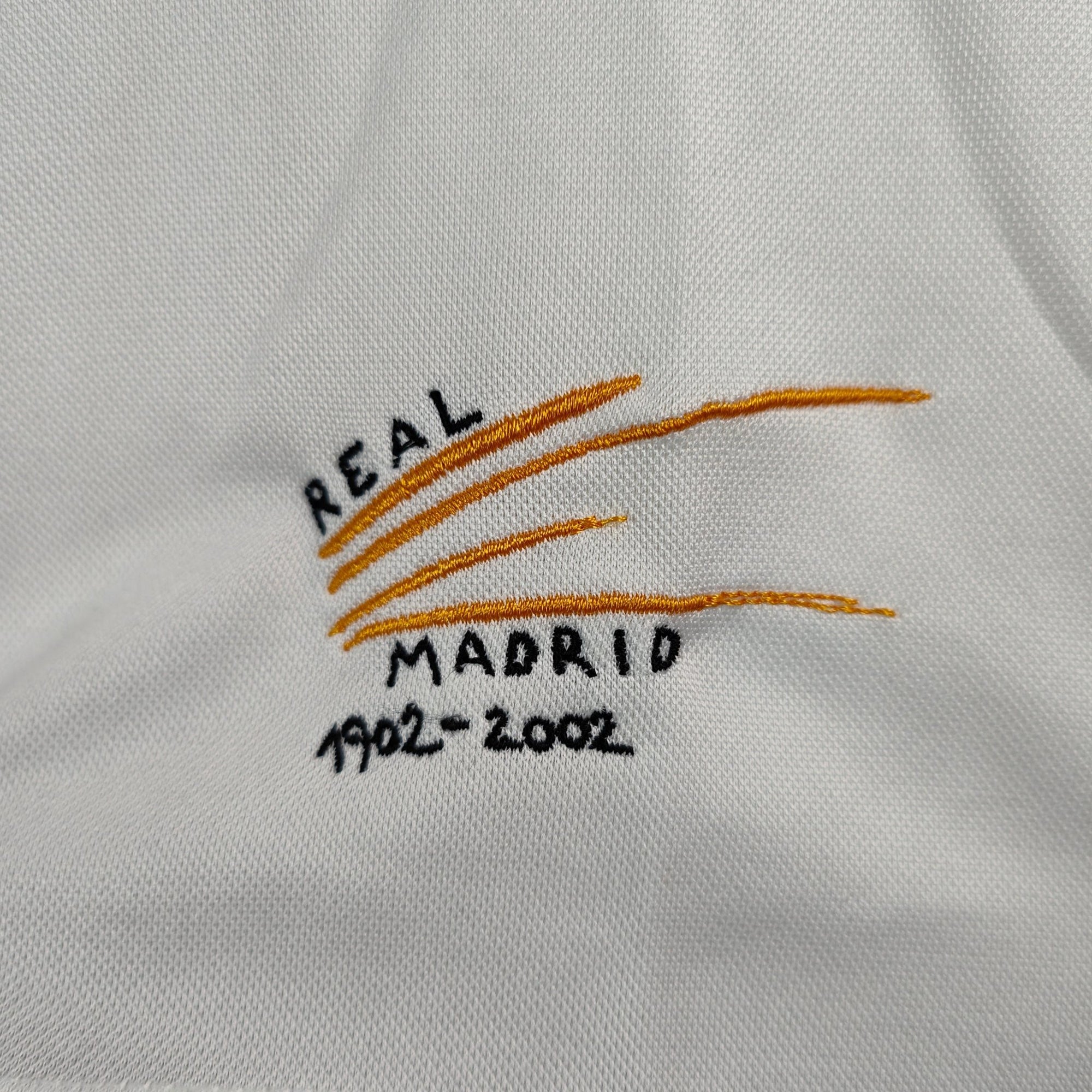 2002 - 03 Real Madrid Home Shirt Zidane 5 (M) - Eternal Pitch