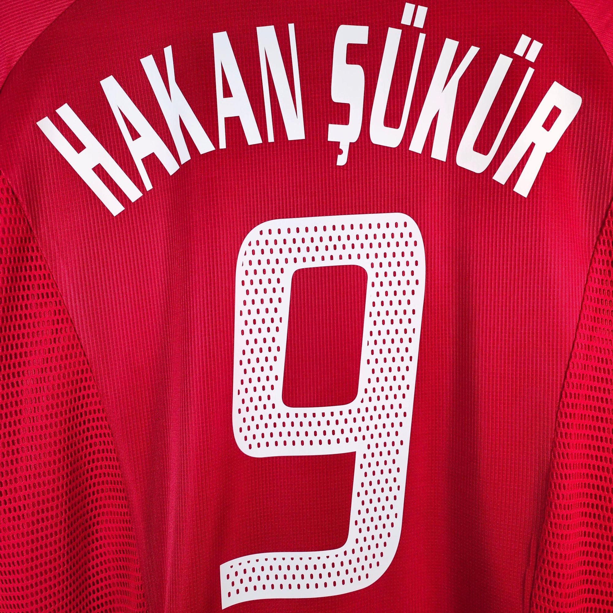 2002 - 03 Turkey Home Shirt Hakan Sukur 9 - 9.5/10 - (L) - Eternal Pitch