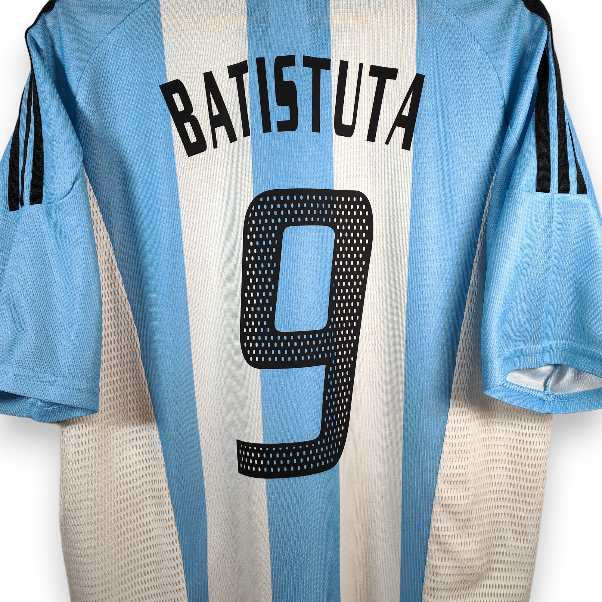 2002 - 04 Argentina Home Shirt Batistuta 9 (L) - Eternal Pitch