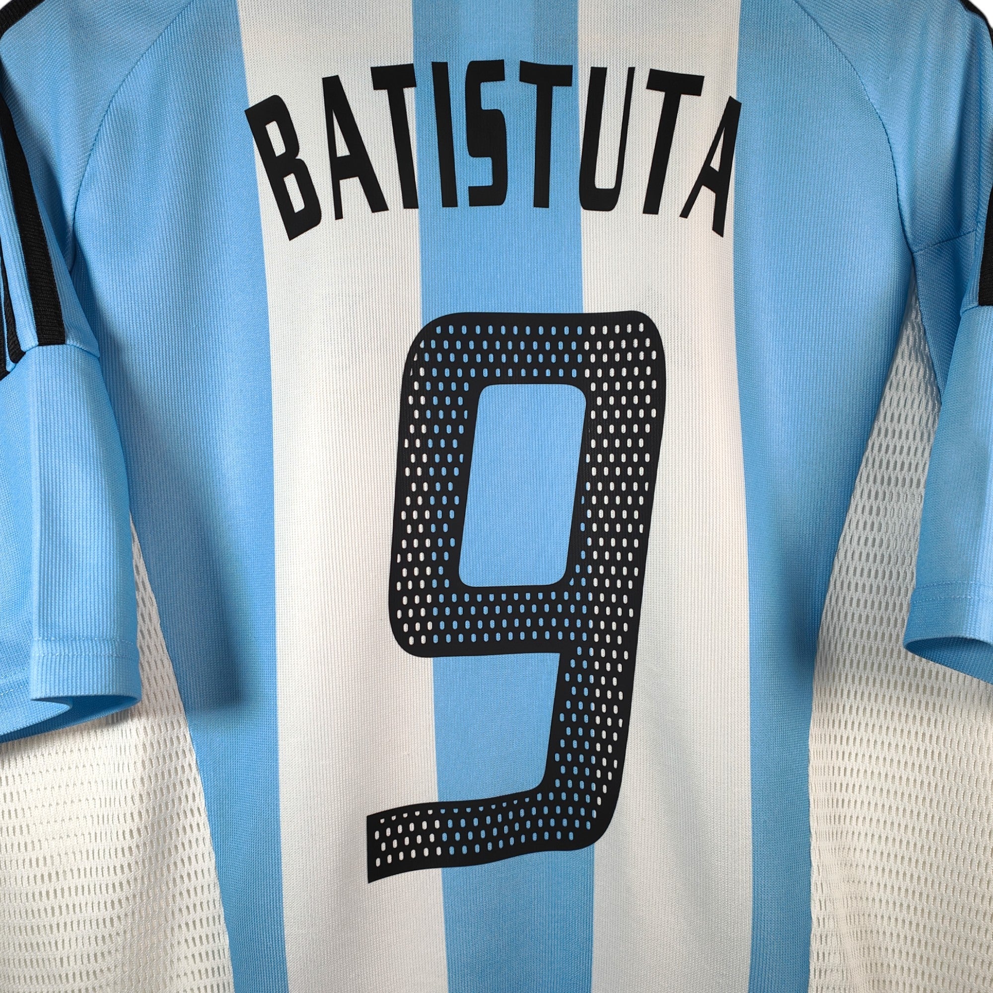 2002 - 04 Argentina Home Shirt Batistuta 9 (M) - Eternal Pitch