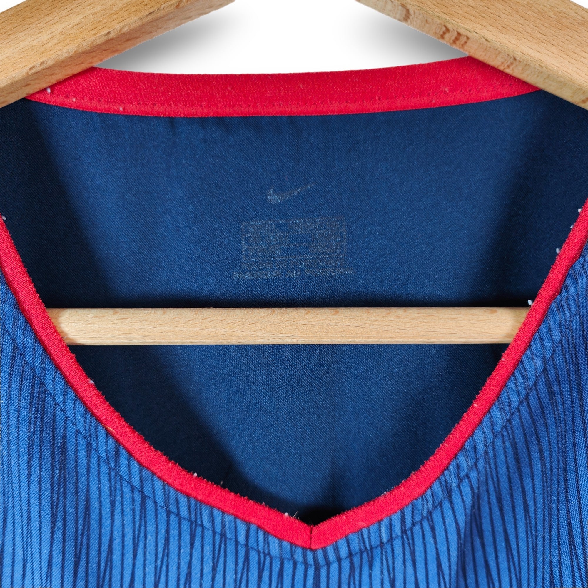 2002 - 04 Arsenal Away Shirt Bergkamp 10 (L) - Eternal Pitch