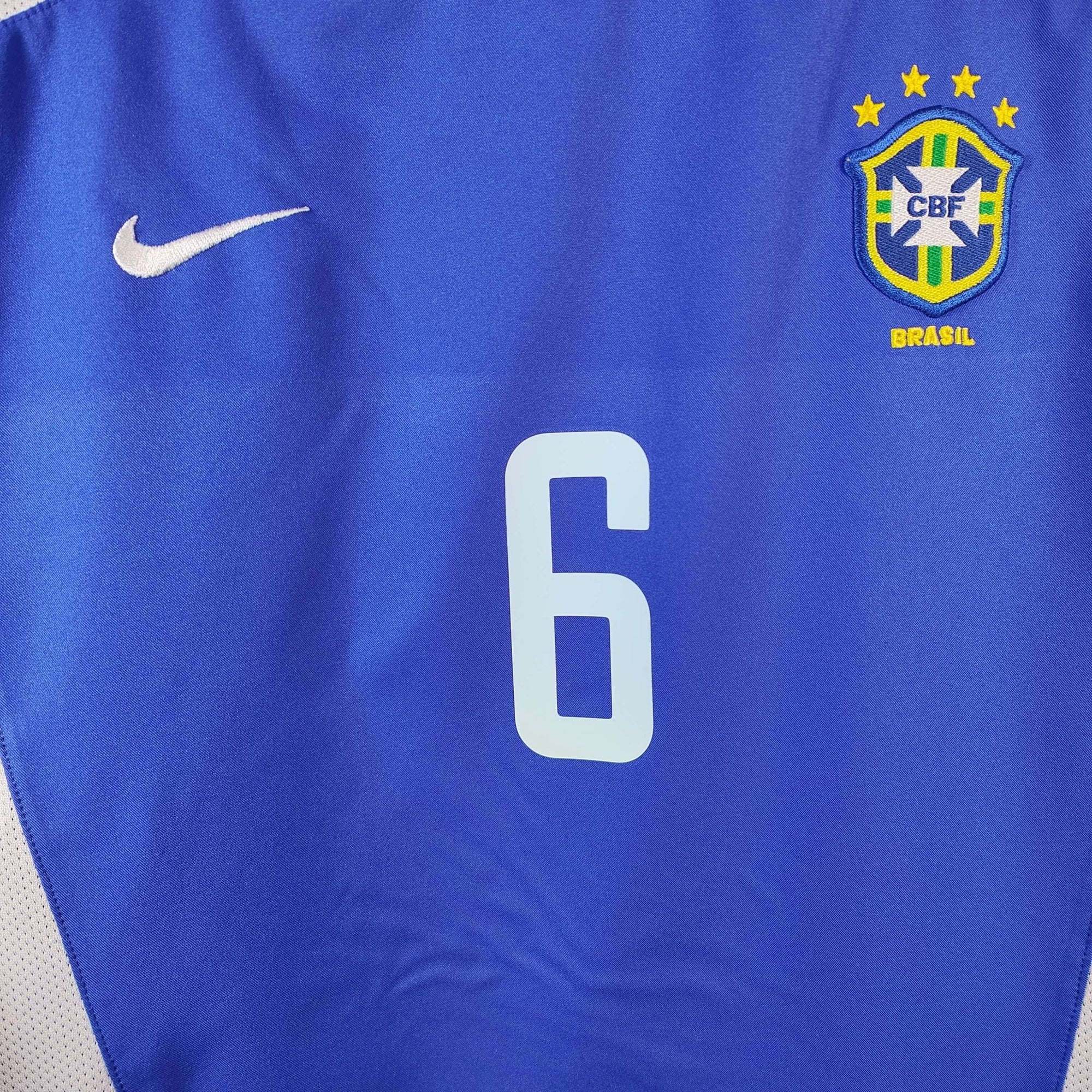 2002 - 04 Brazil Away Shirt Roberto Carlos 6 - 9.5/10 - (M) - Eternal Pitch