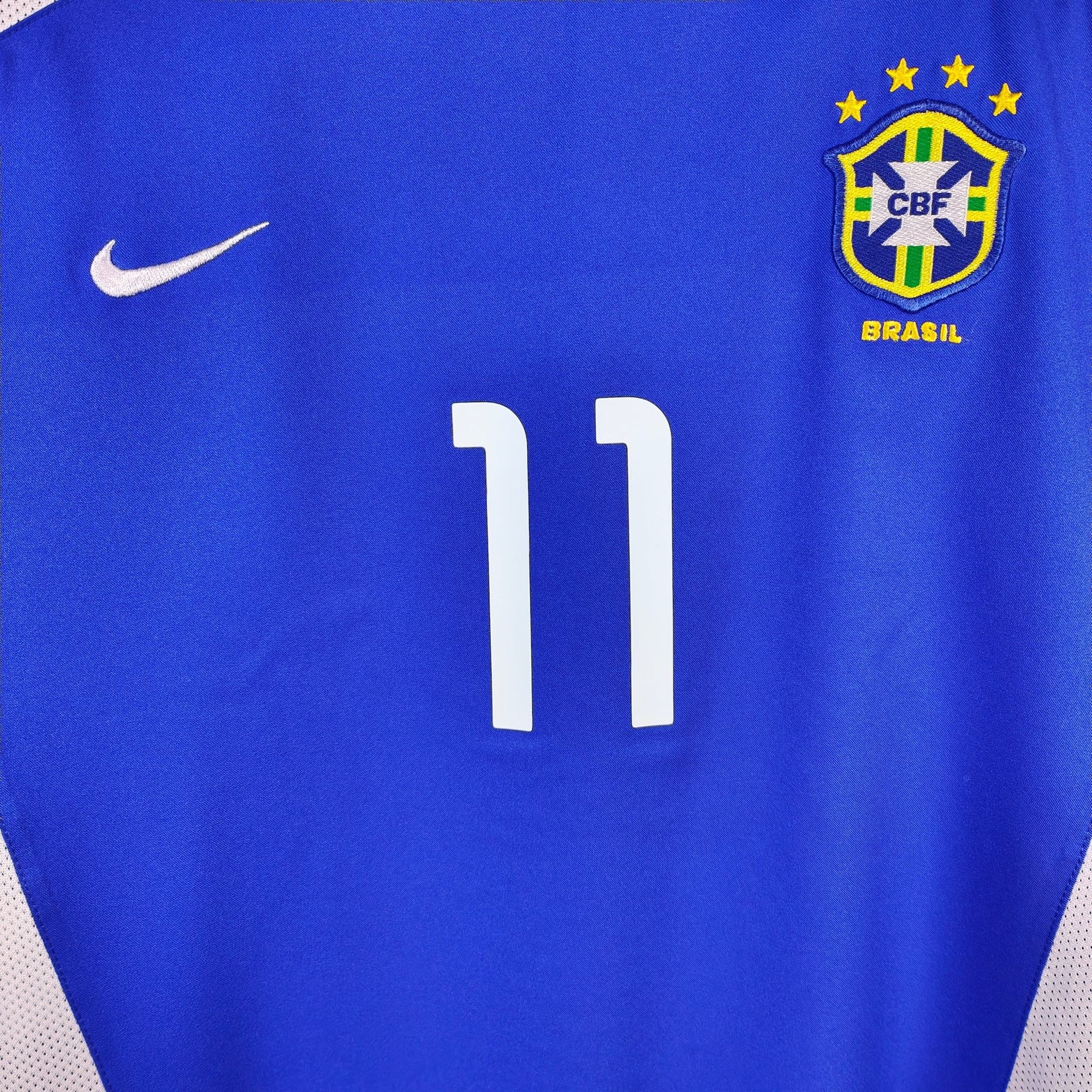 2002 - 04 Brazil Away Shirt Ronaldinho 11 - 9.5/10 - (L) - Eternal Pitch