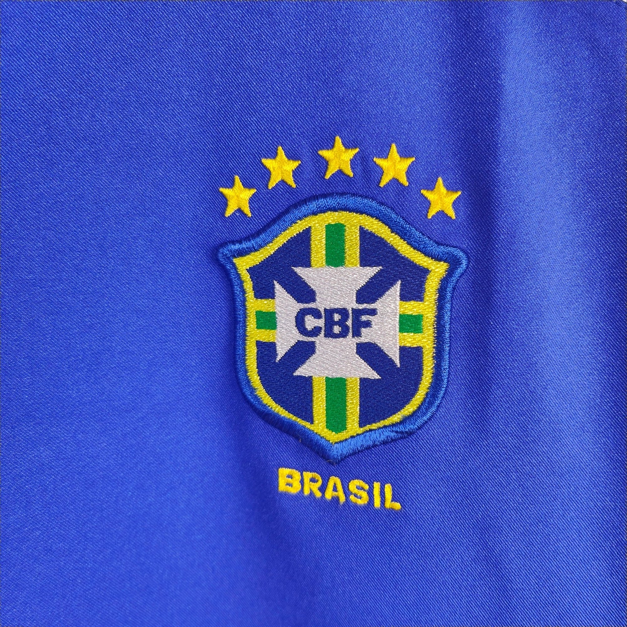 2002 - 04 Brazil Away Shirt Ronaldinho 11 - 9.5/10 - (XL) - Eternal Pitch