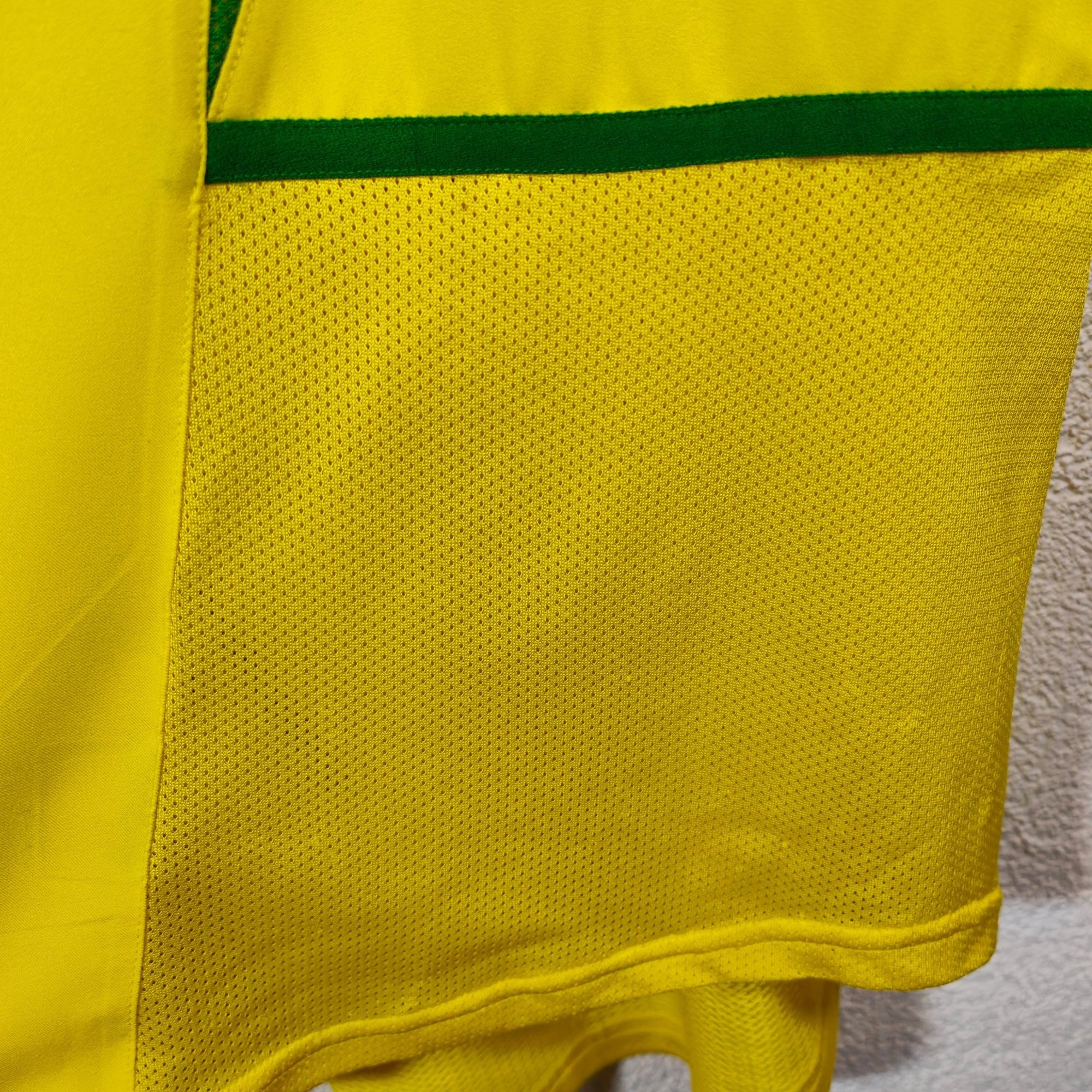 2002 - 04 Brazil Home Shirt Roberto Carlos 6 - 8.5/10 - (XL) - Eternal Pitch