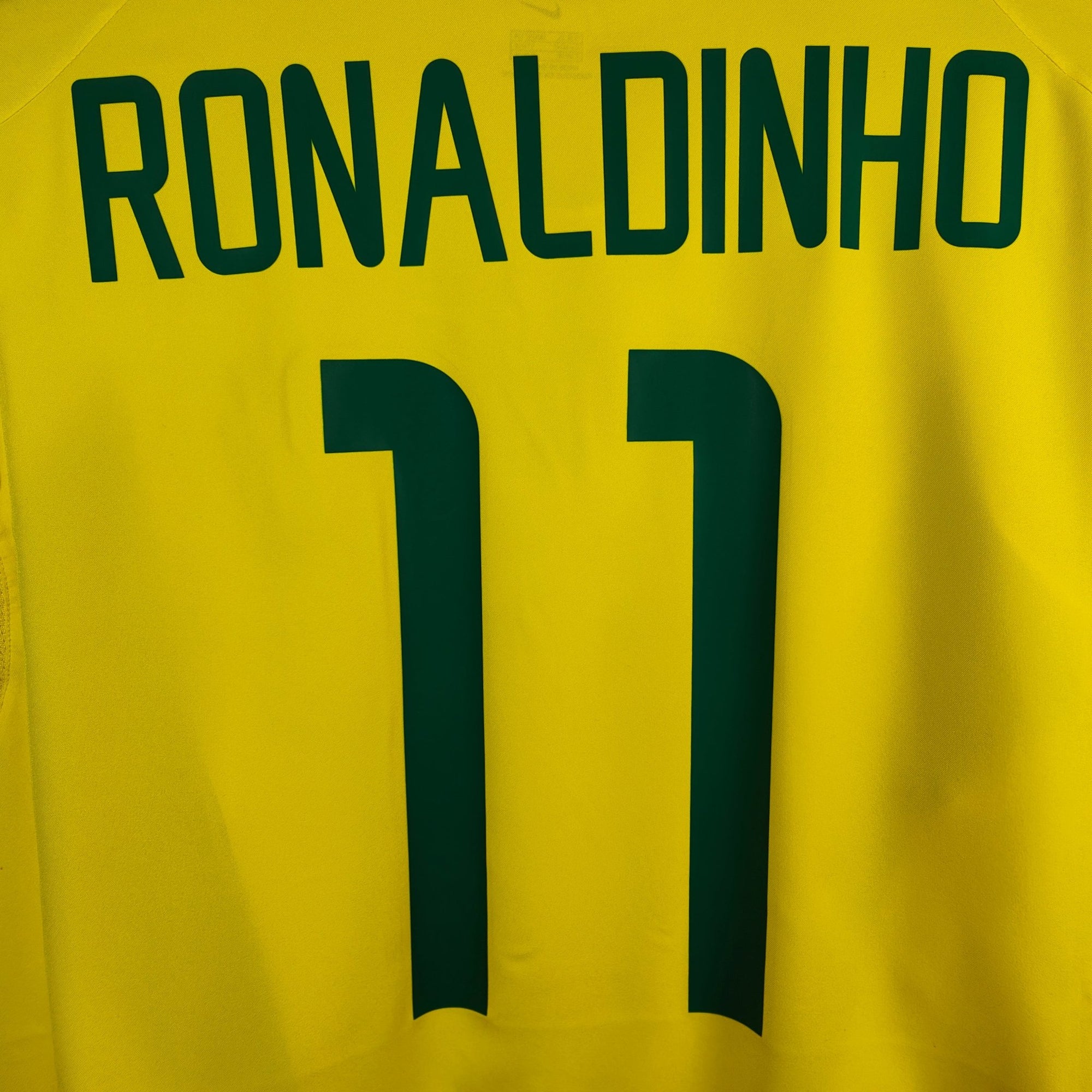 2002 - 04 Brazil Home Shirt Ronaldinho 11 - 8/10 - (XL) - Eternal Pitch