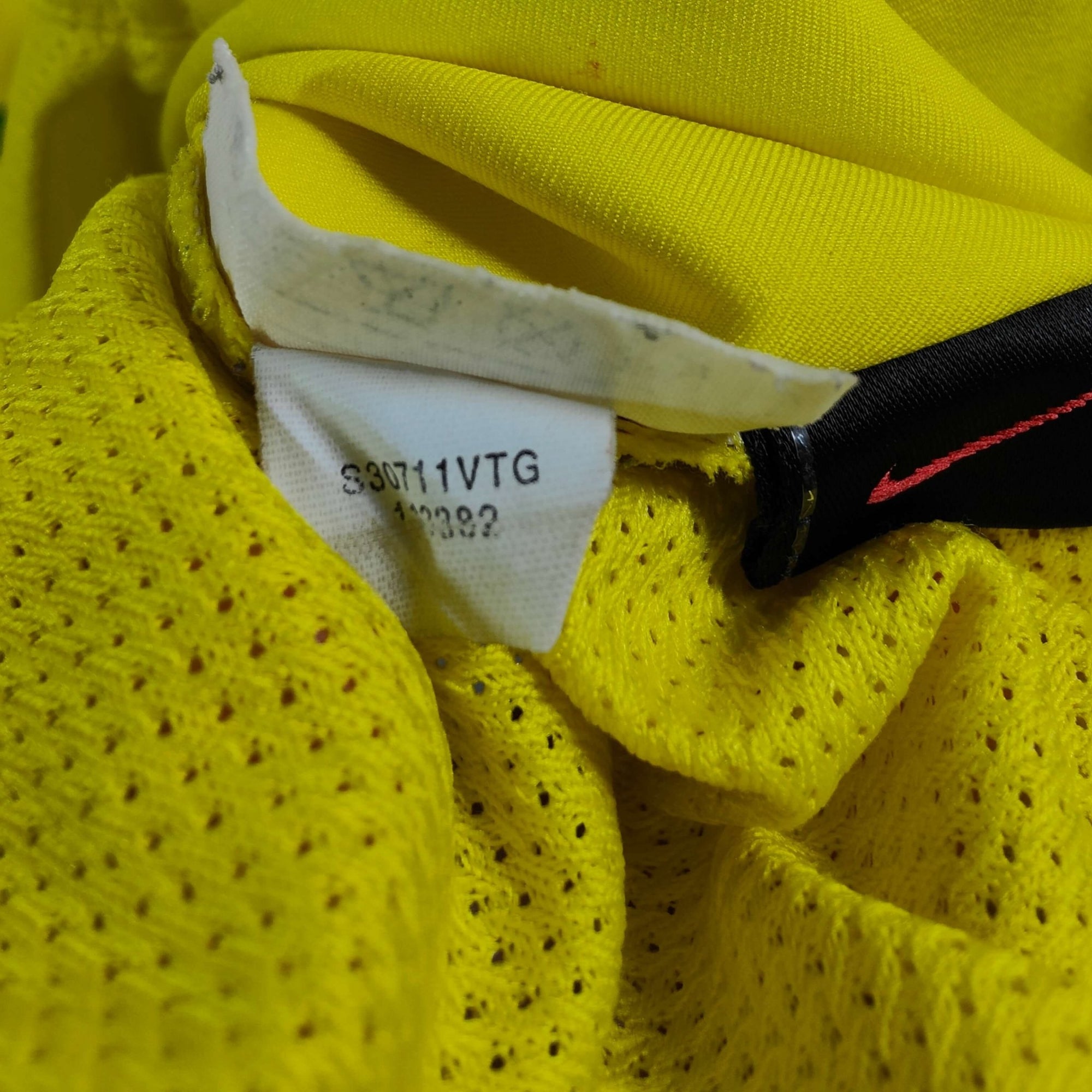 2002 - 04 Brazil Home Shirt Ronaldo 9 - 8/10 - (M) - Eternal Pitch