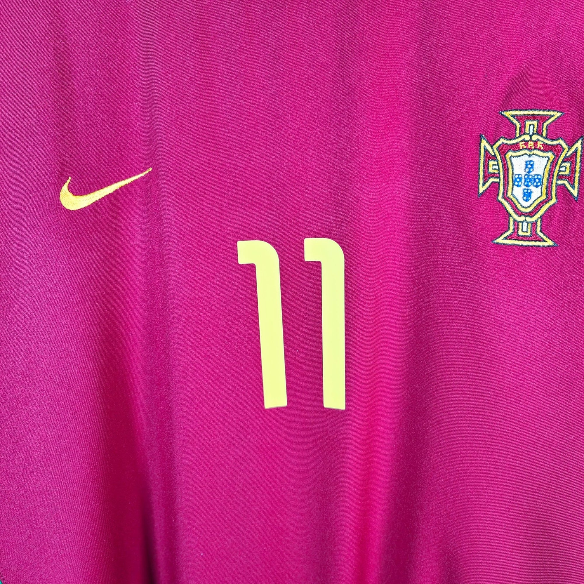 2002 - 04 Portugal Home Shirt Ronaldo 11 - 9.5/10 - (XL) - Eternal Pitch