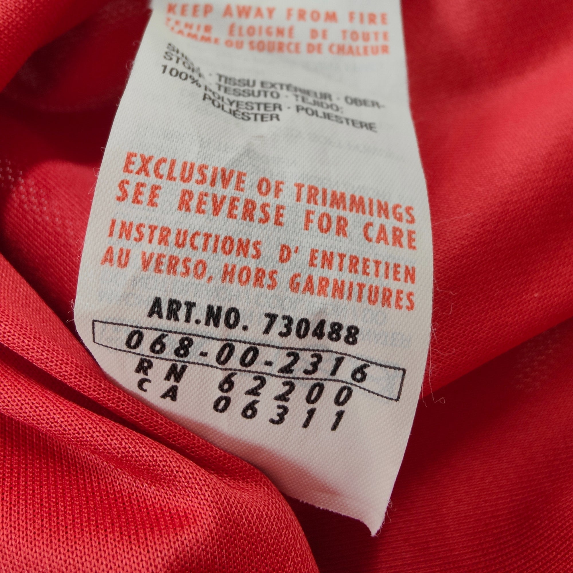 2002 - 04 Switzerland Home Shirt Hakan Yakin 10 (L) - Eternal Pitch