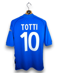 2002 Italy Home Shirt Totti 10 - 9/10 - (L slim) - Eternal Pitch