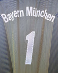 2003 - 04 Bayern Munich GK Shirt Kahn 1 - 8.5/10 - (M) - Eternal Pitch