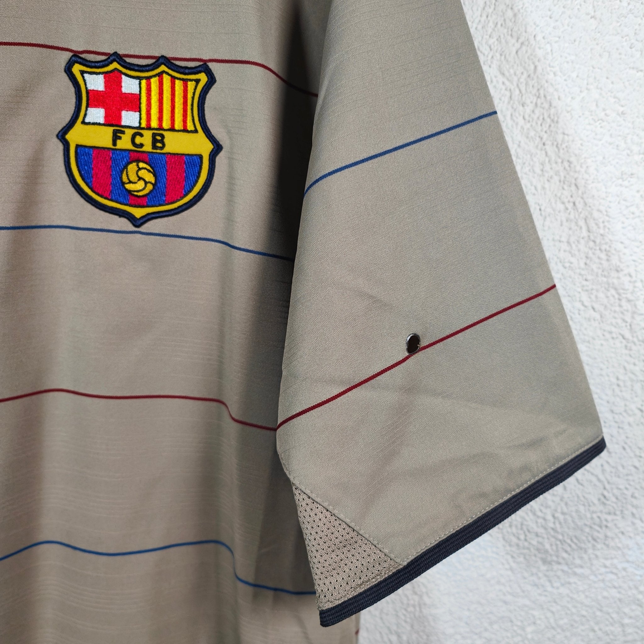 2003-04 FC Barcelona Away Shirt Ronaldinho #10 - 8/10 - (L