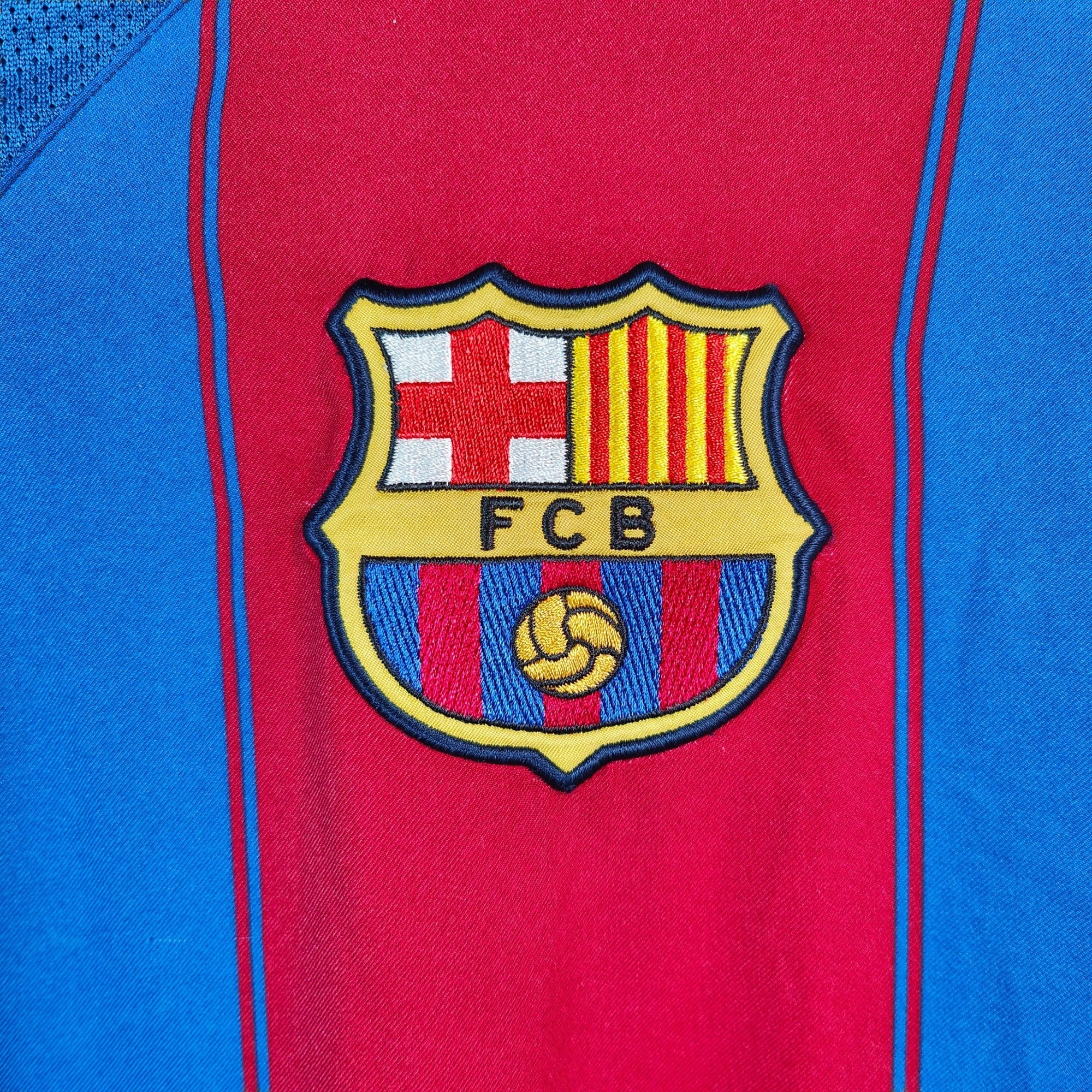 2003 - 04 FC Barcelona Home Shirt Ronaldinho 10 - 9/10 - (L) - Eternal Pitch