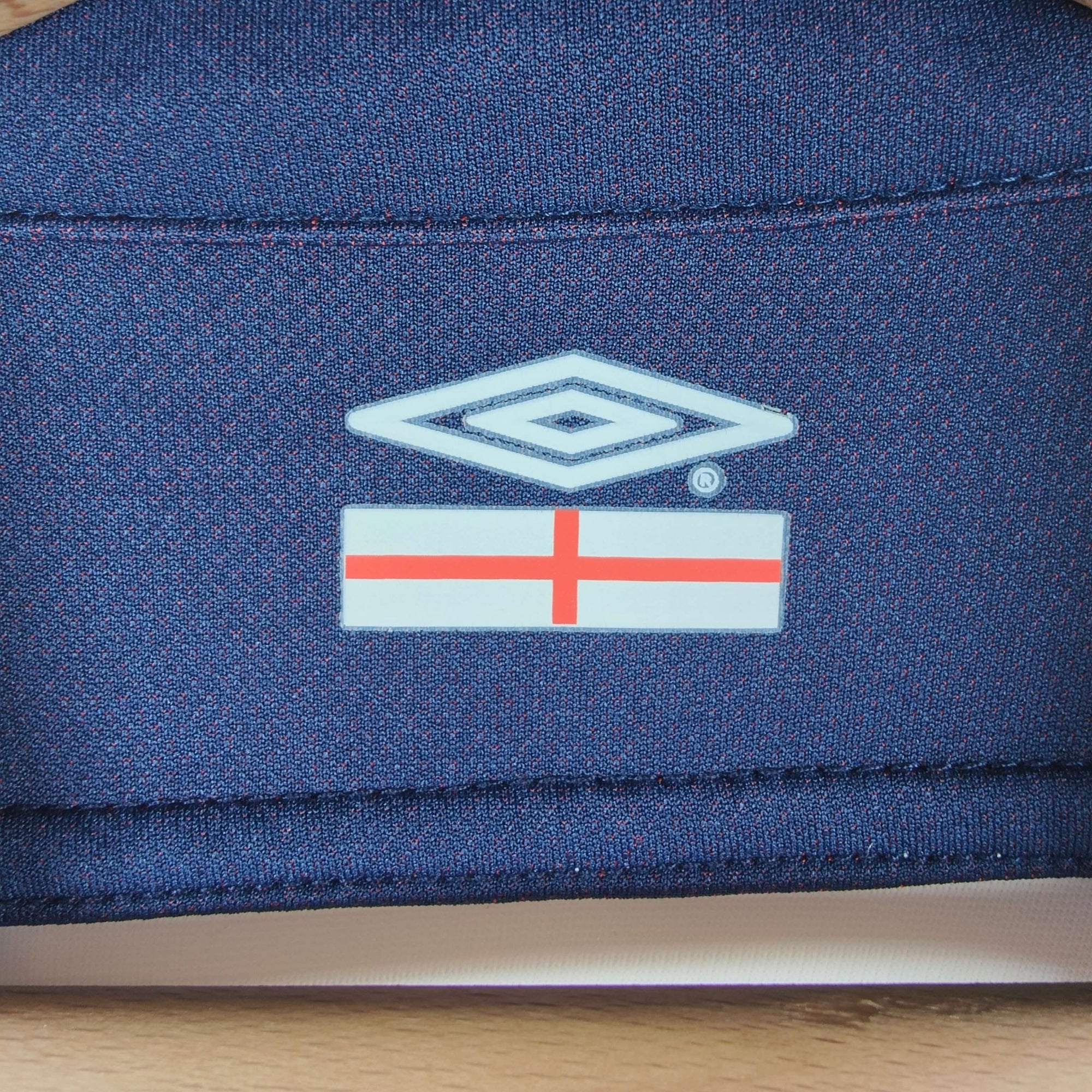 2003 - 05 England Home Shirt Beckham 7 - 9/10 - (XL) - Eternal Pitch