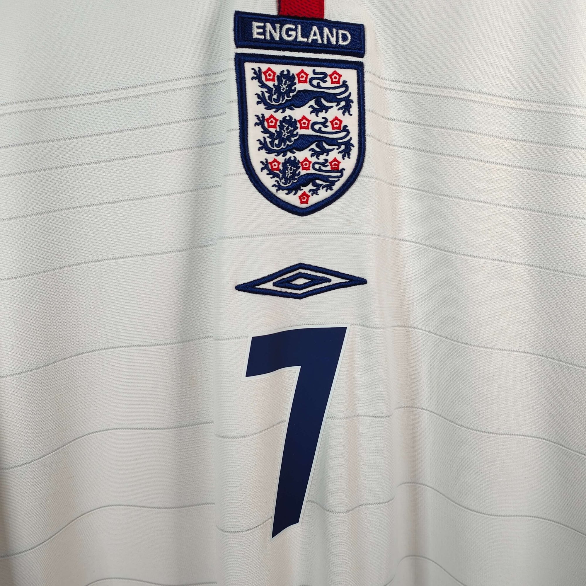 2003 - 05 England Home Shirt Beckham 7 - 9/10 - (XL) - Eternal Pitch