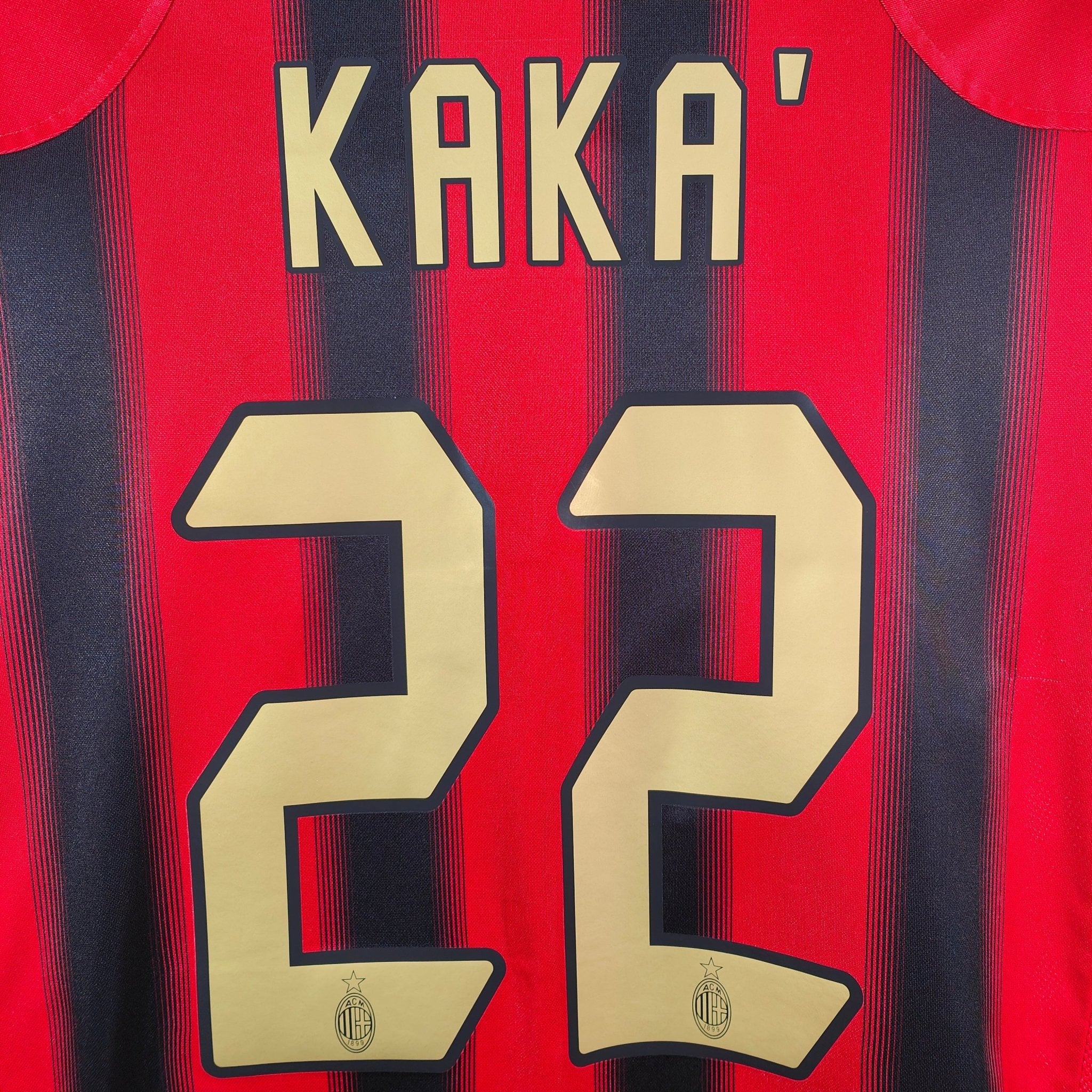 2004-05 AC Milan Home Shirt Kaka #22 - 7.5/10 - (L) – 369572
