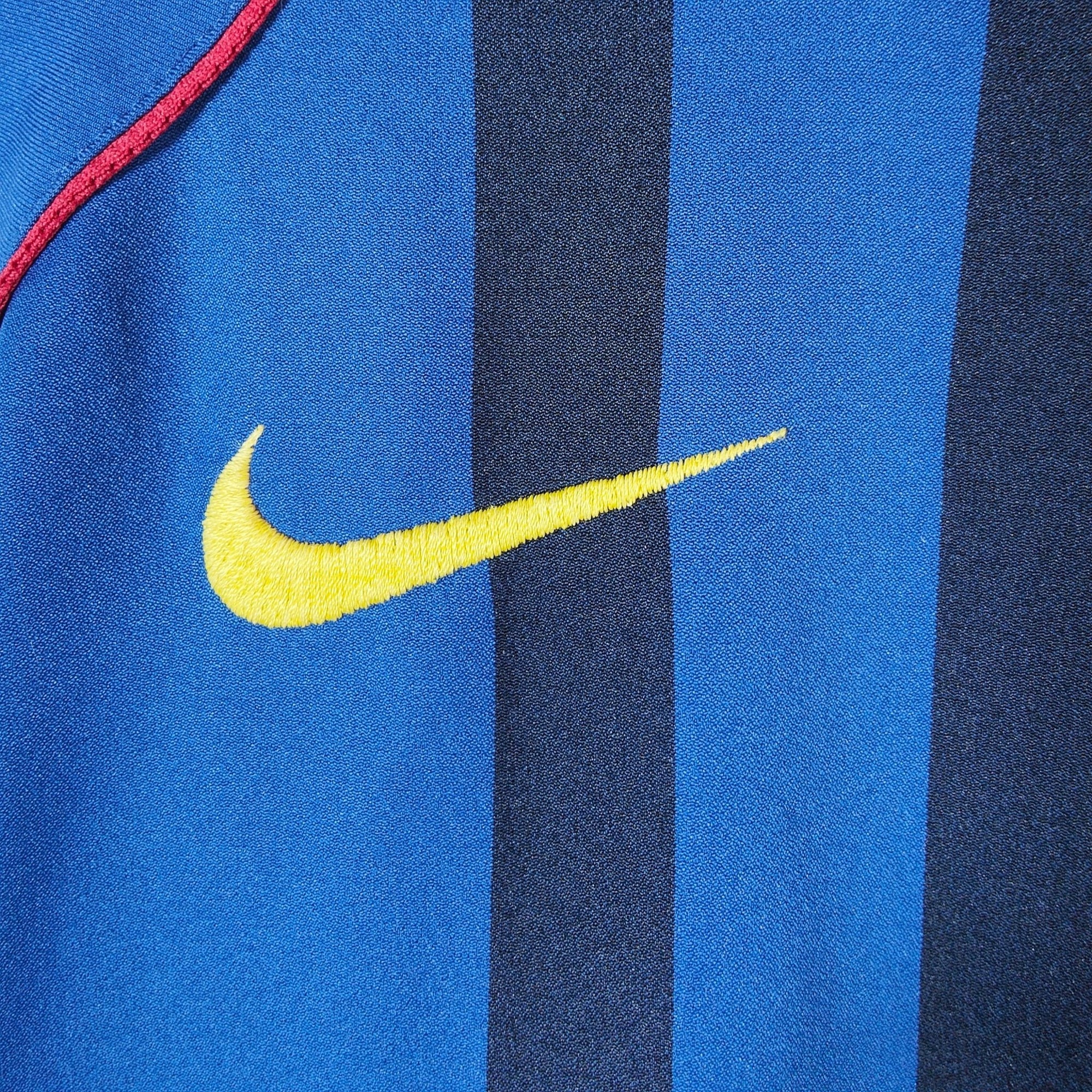 2004 - 05 FC Barcelona Away Shirt Ronaldinho 10 - 9.5/10 - (M) - Eternal Pitch