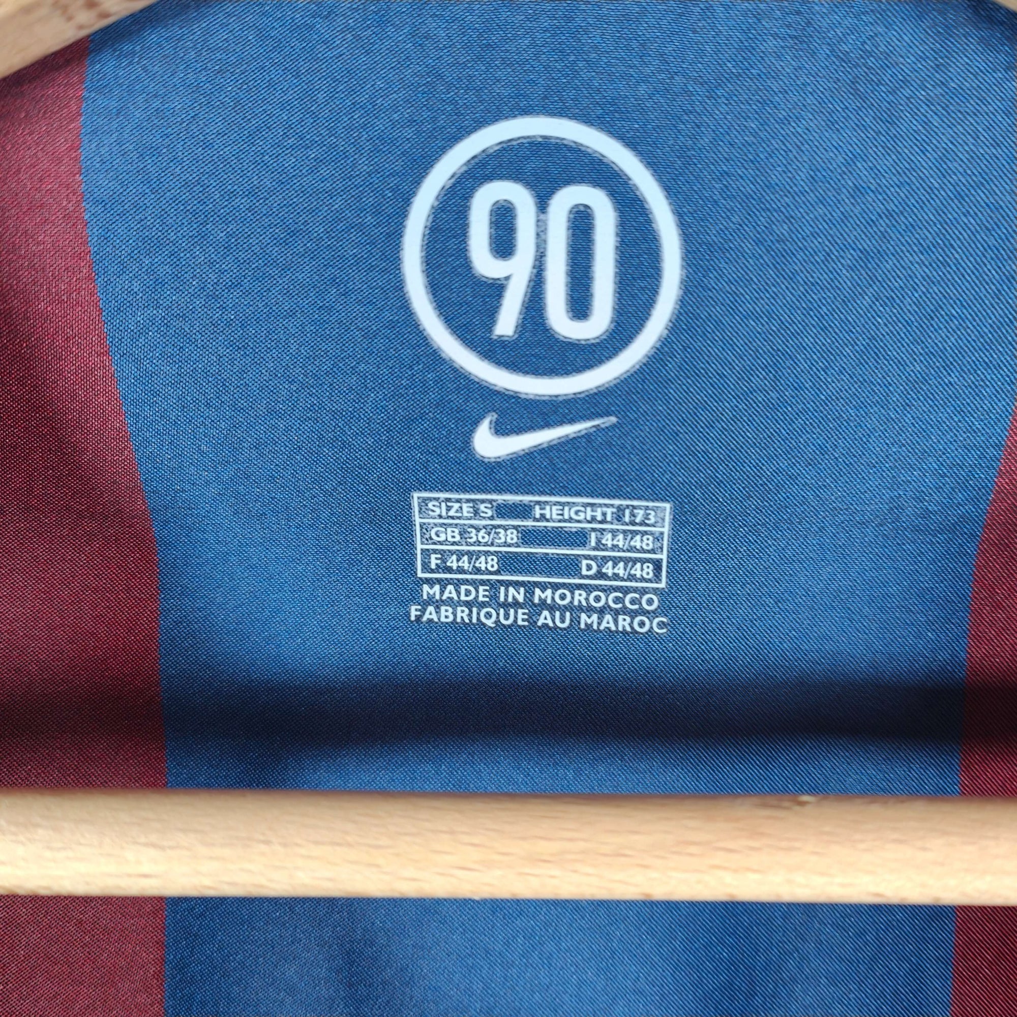 2004 - 05 FC Barcelona Home Shirt Ronaldinho 10 - 9/10 - (S) - Eternal Pitch