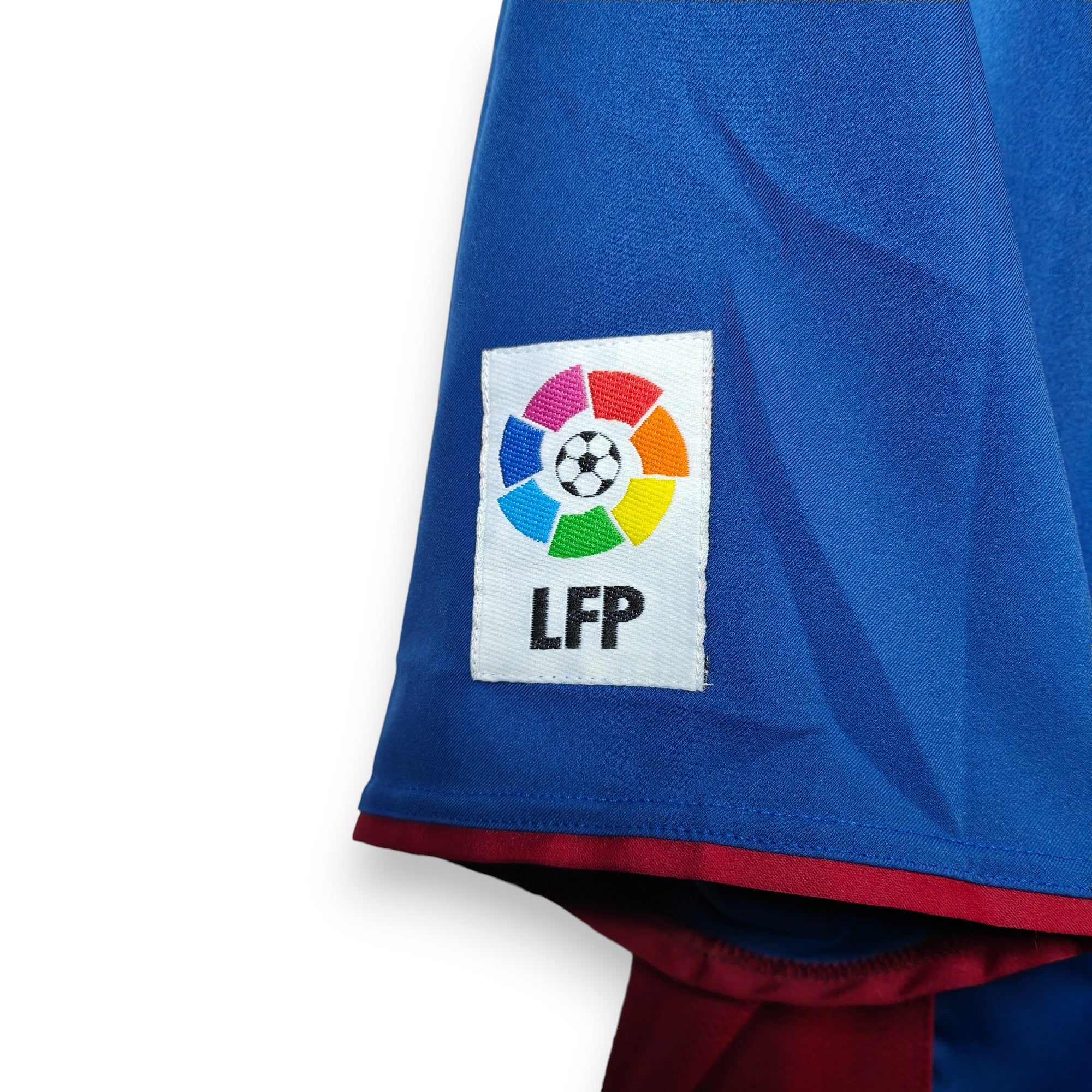 2004 - 05 FC Barcelona Home Shirt Ronaldinho 10 (L) - Eternal Pitch