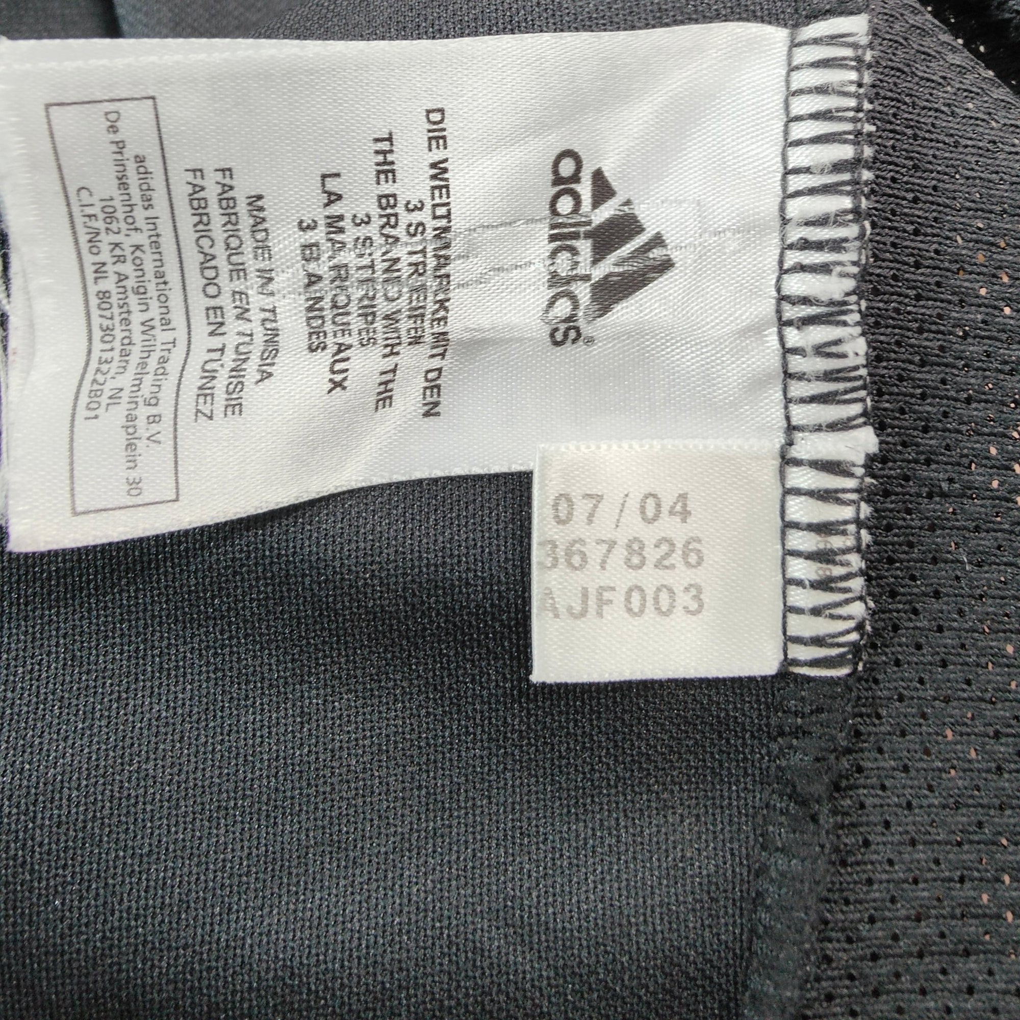 2004 - 05 Real Madrid Away Shirt (M) - Eternal Pitch