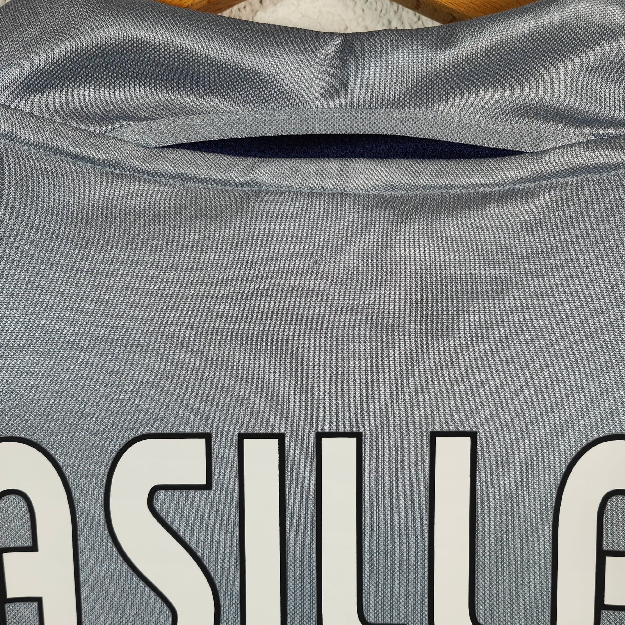 2004 - 05 Real Madrid GK Shirt Casillas 1 - 9/10 - (XL) - Eternal Pitch