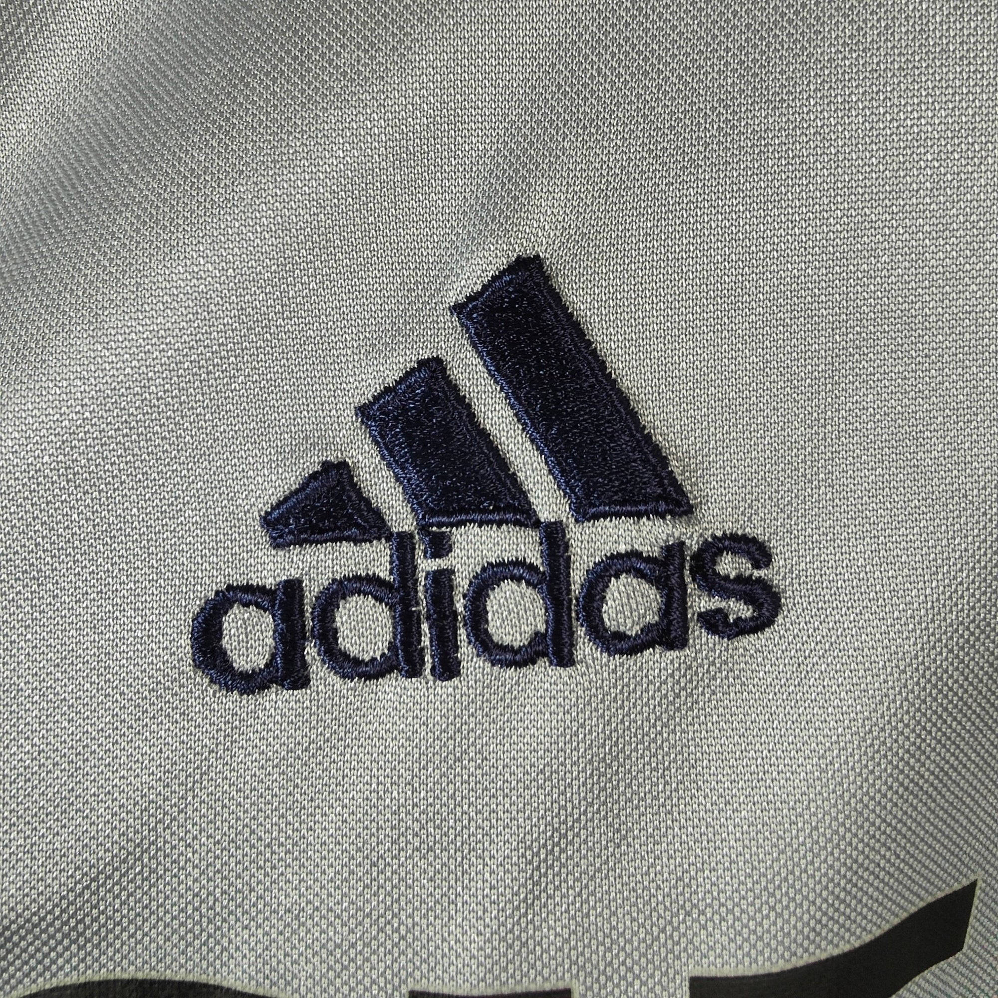 2004 - 05 Real Madrid GK Shirt Casillas 1 - 9/10 - (XL) - Eternal Pitch
