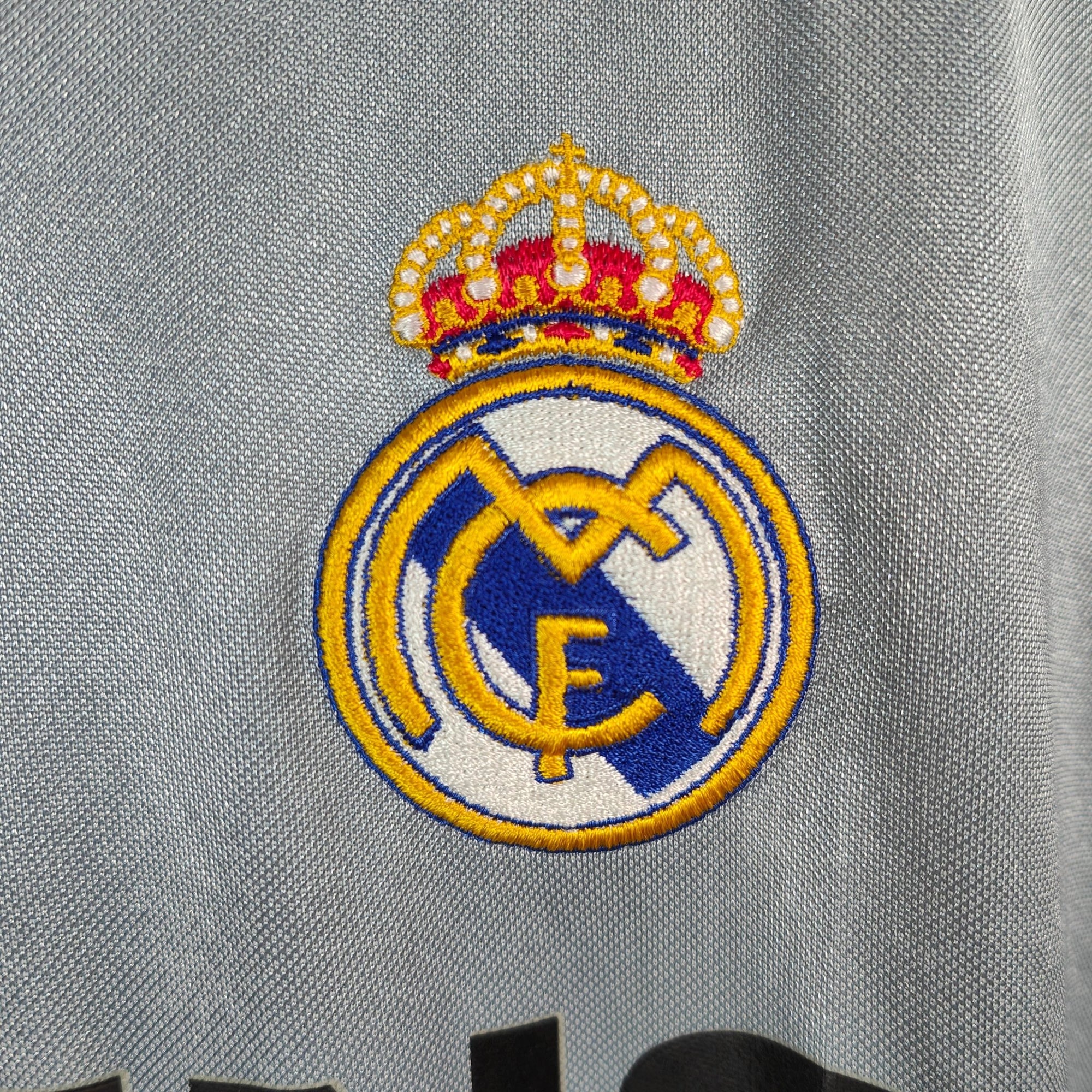 2004 - 05 Real Madrid GK Shirt Casillas 1 - 9/10 - (XL) - Eternal Pitch