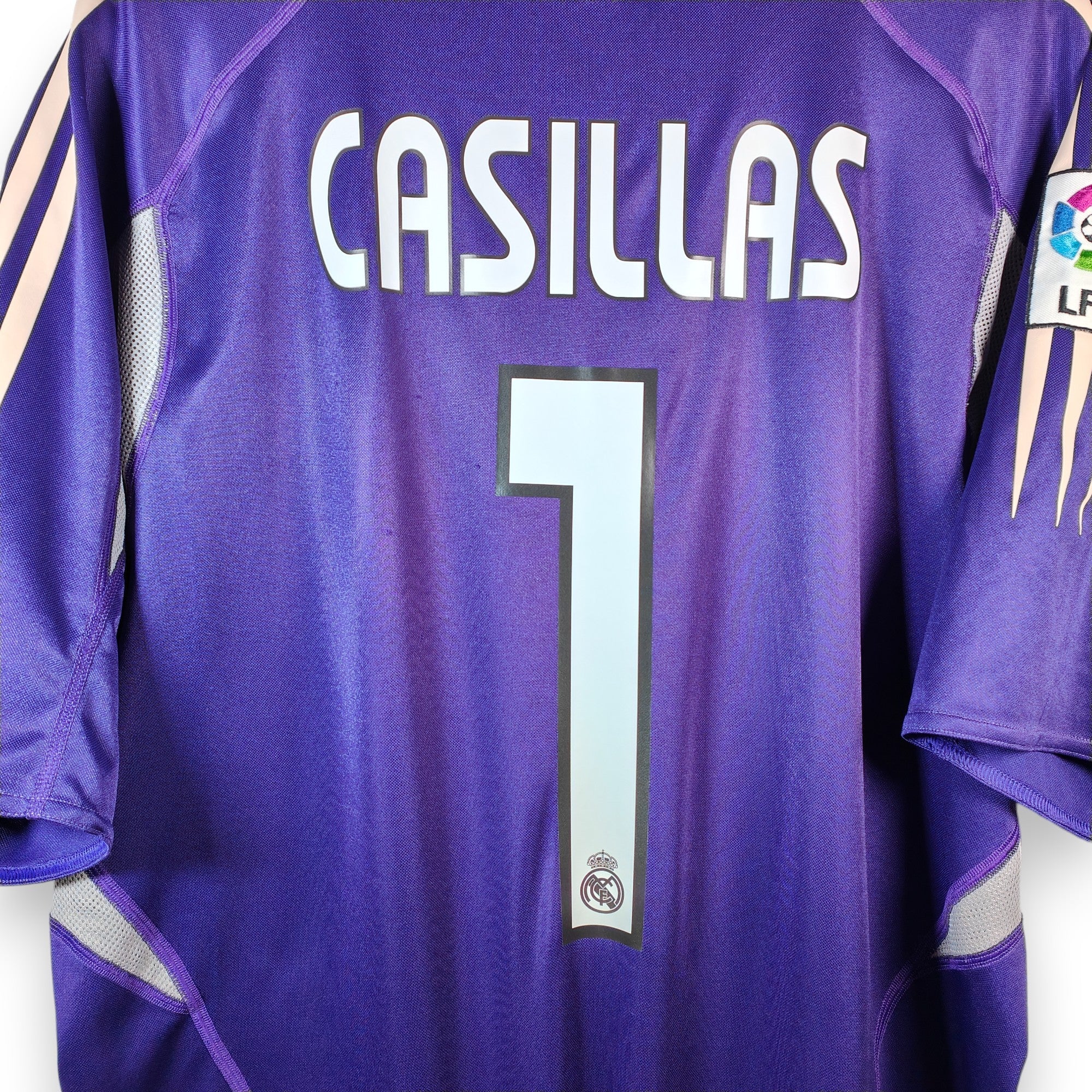 2004 - 05 Real Madrid GK Shirt Casillas 1 (M) - Eternal Pitch