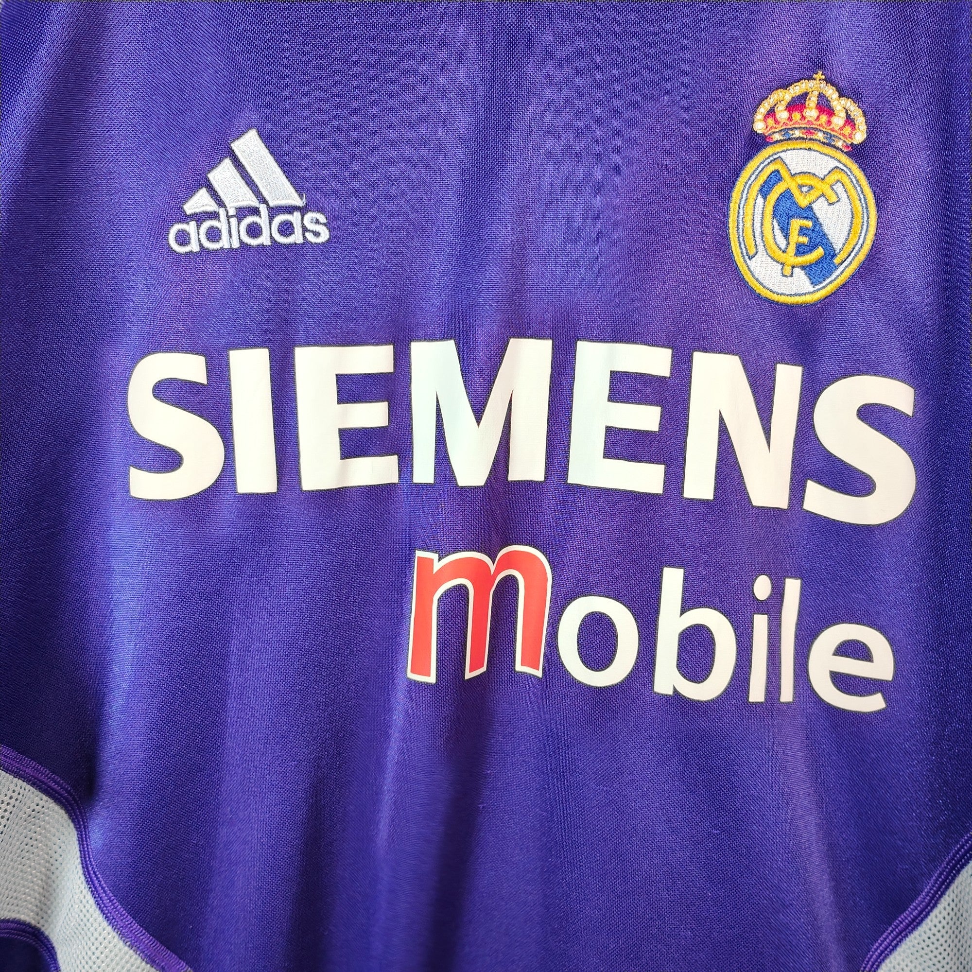 2004 - 05 Real Madrid GK Shirt Casillas 1 (M) - Eternal Pitch